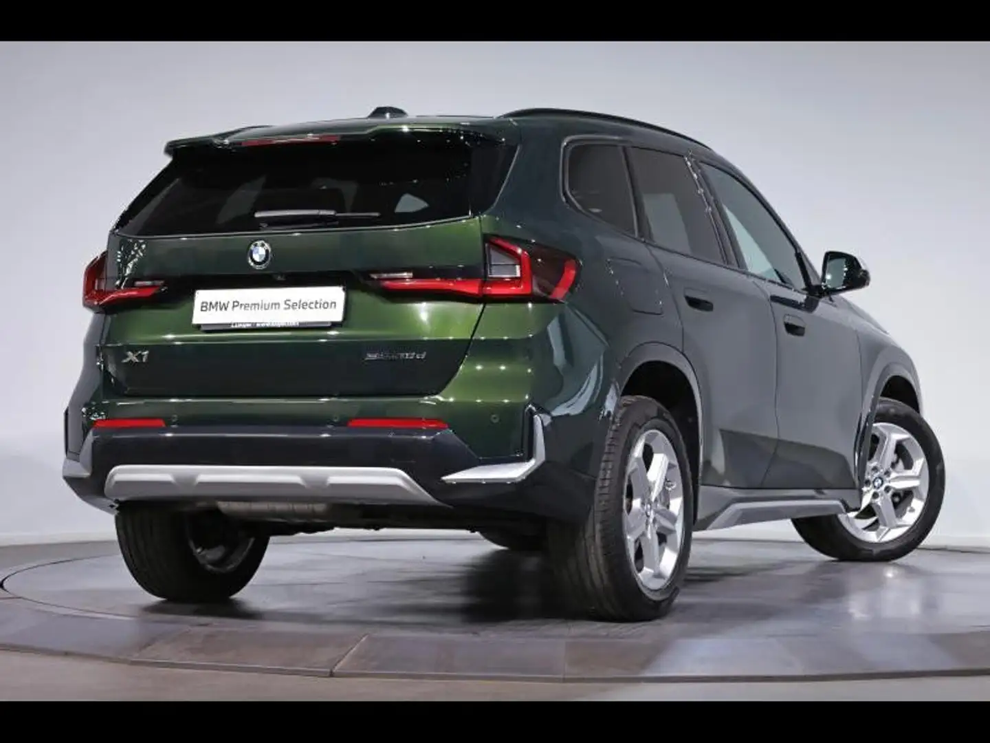 BMW X1 sDrive18d x-Line Vert - 2