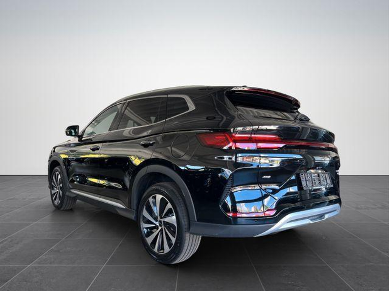 BYD Seal U DM-i Design AWD /360°/HUD/SHZ/PANO-DA 238 kW (3... — photo 5