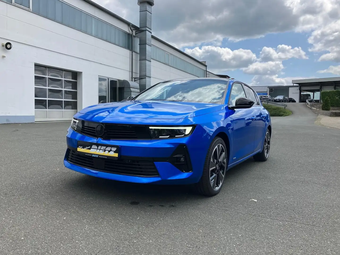 Opel Astra 5-Türer Electric GS Line 115kW (156PS) - 1