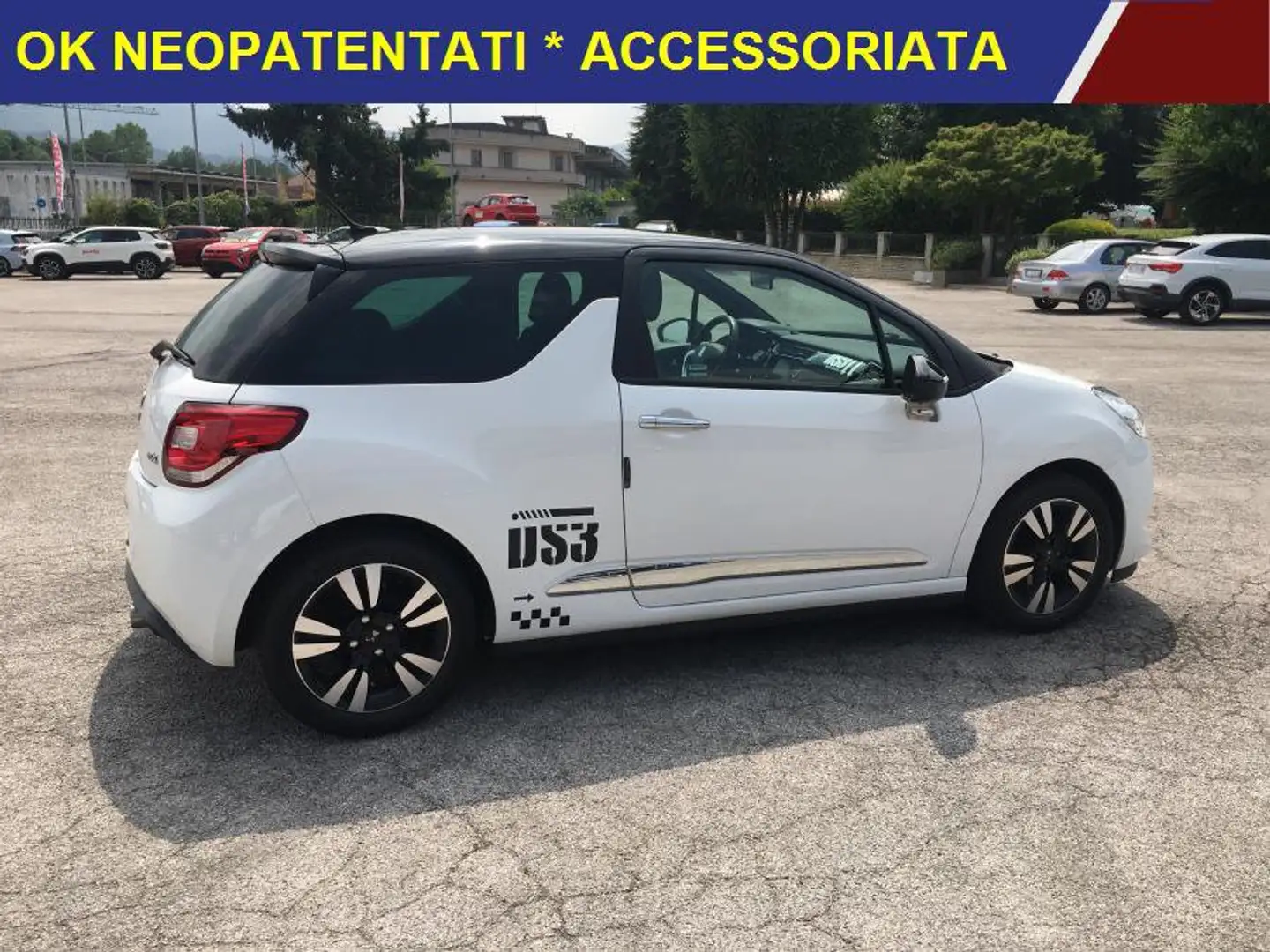 DS Automobiles DS 3 PureTech 82 So Chic OK NEOPATENTATI Bianco - 2