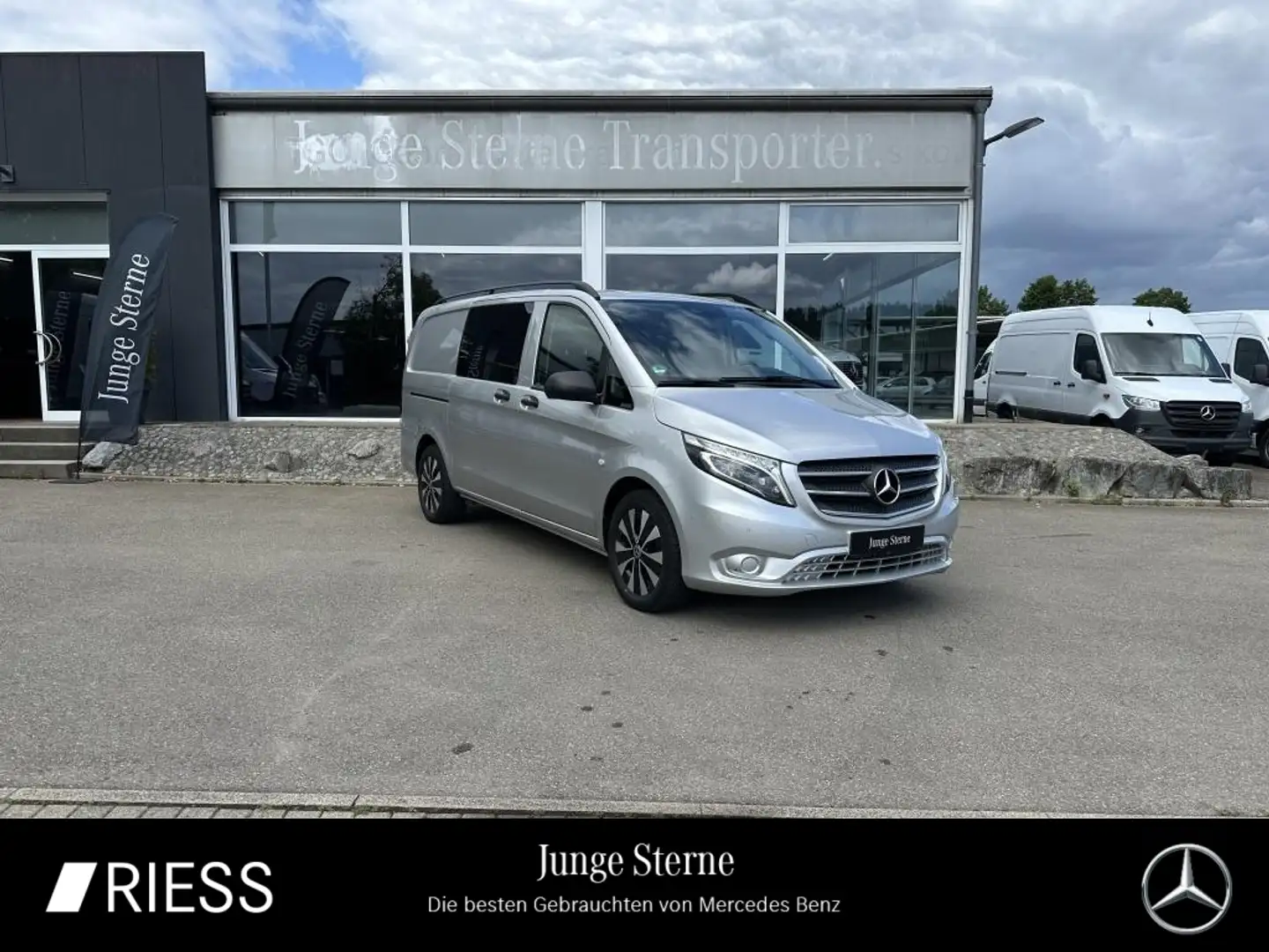 Mercedes-Benz Vito 119 CDI Mixto/NAVI/KAMERA/STANDHEIZUNG/AHK2,5t/ELE Silver - 1