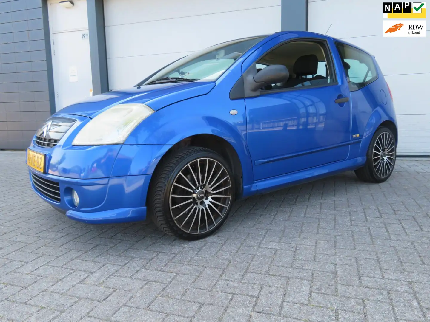 Citroen C2 1.4i VTR Bleu - 1