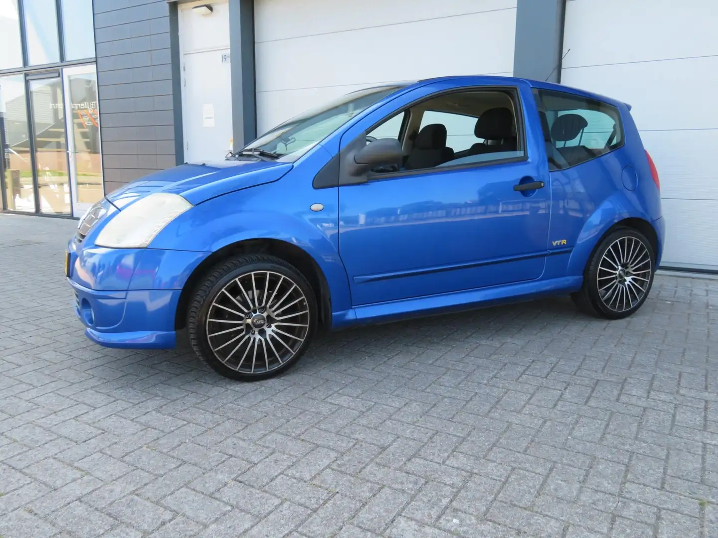 Citroen C2 1.4i VTR Bleu - 2
