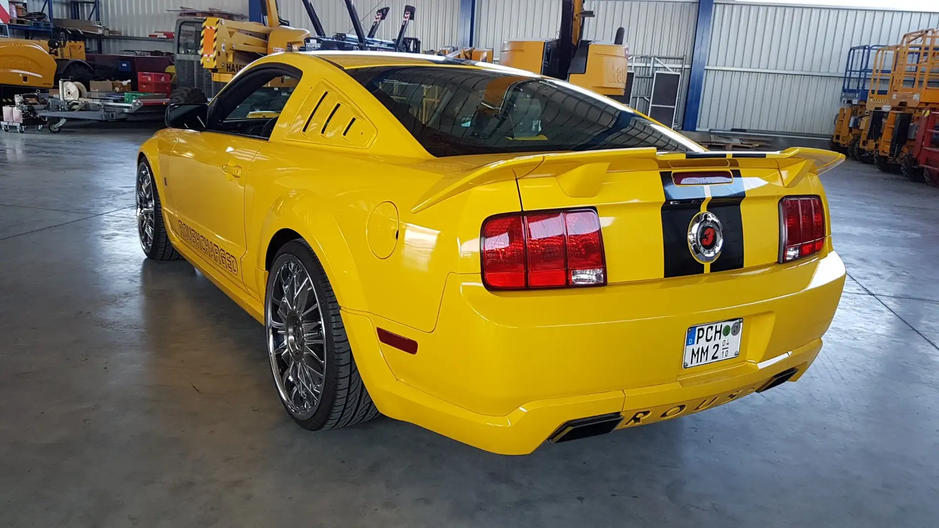 Ford Mustang 5.0  V8 Gelb - 2