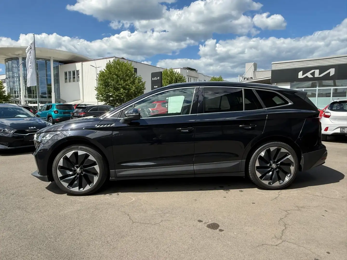 Skoda Enyaq iV 80 82kWh *Leder* *21Zoll* Schwarz - 2