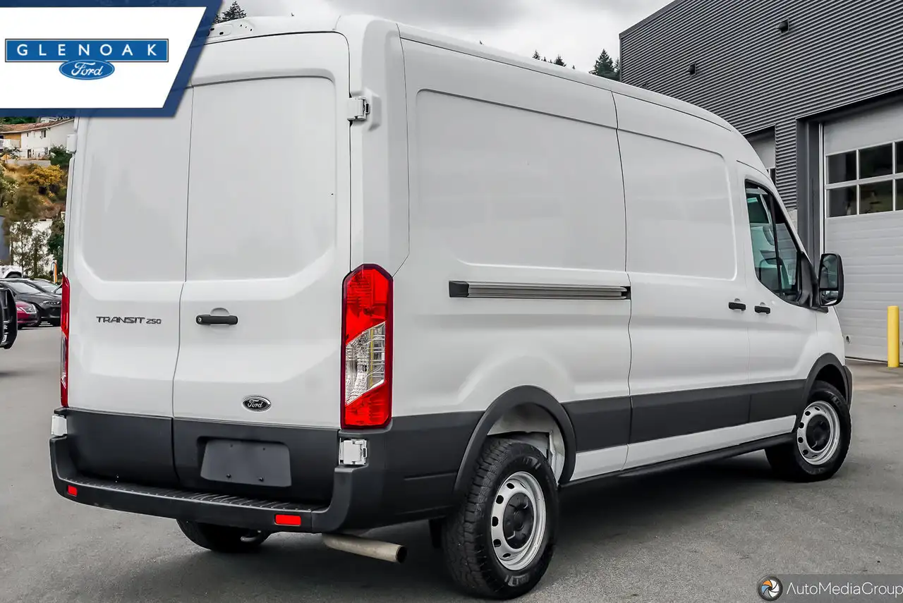 Ford Transit Cargo Van photo Ford Transit Cargo Van