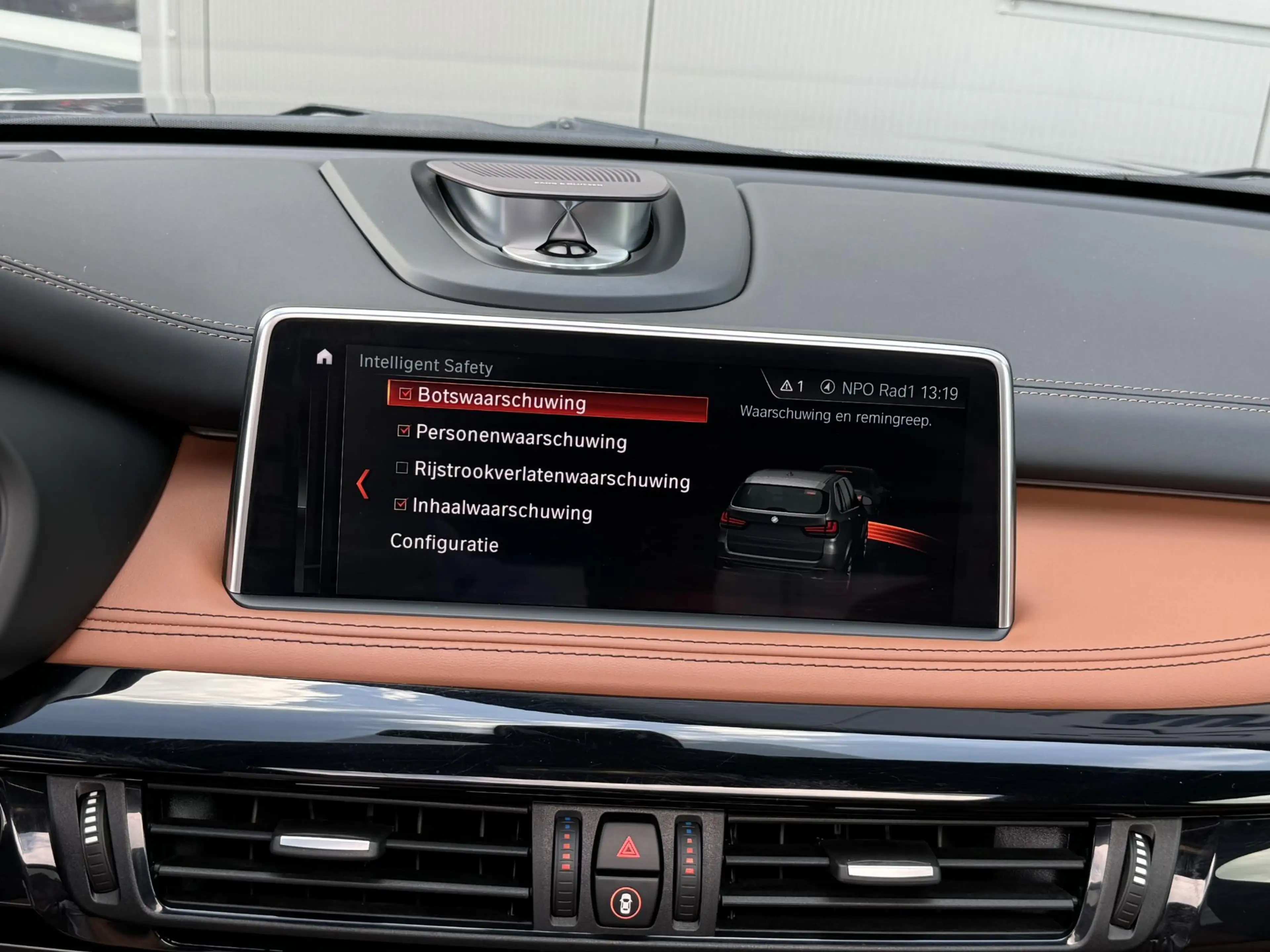 BMW X5 xDrive35i High Executive 306 PK | Individual | M s — photo 32