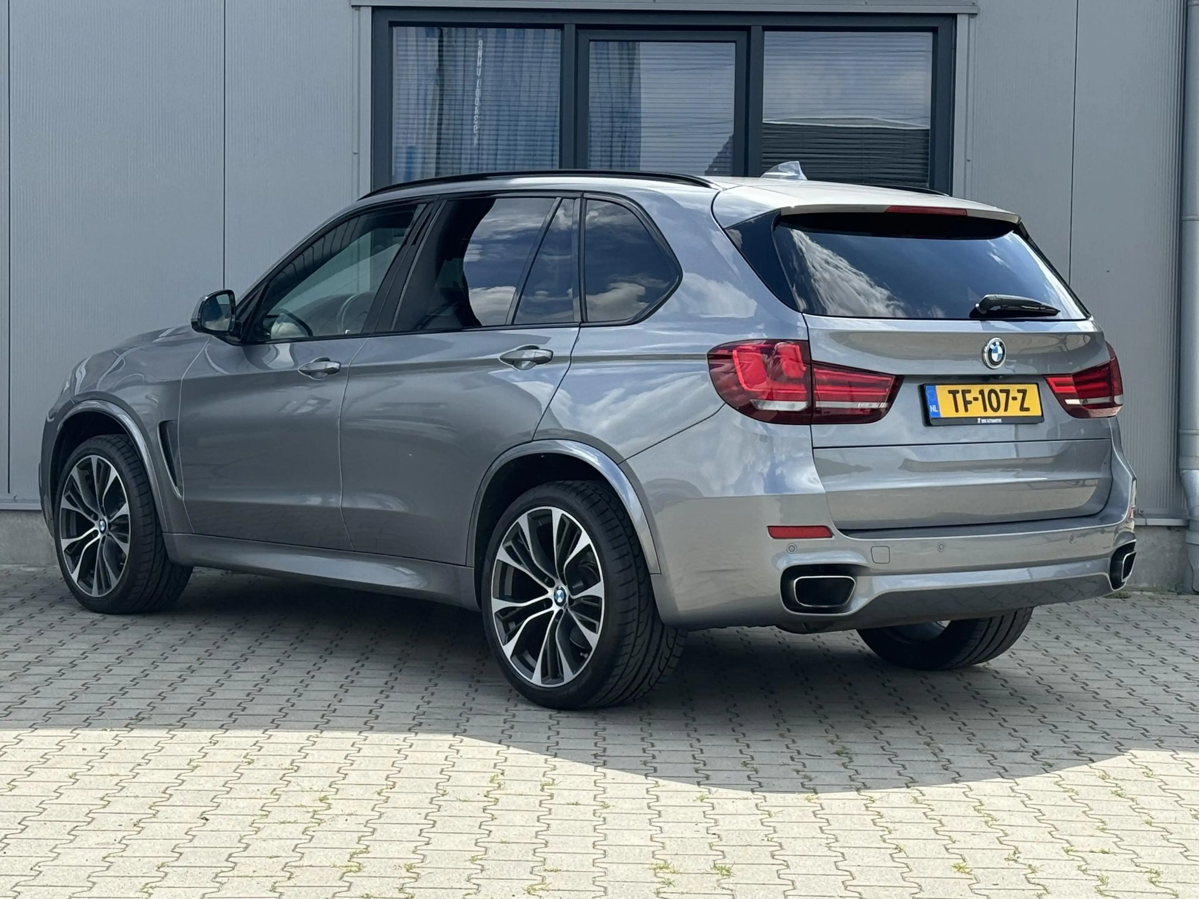 BMW X5 xDrive35i High Executive 306 PK | Individual | M s — photo 22