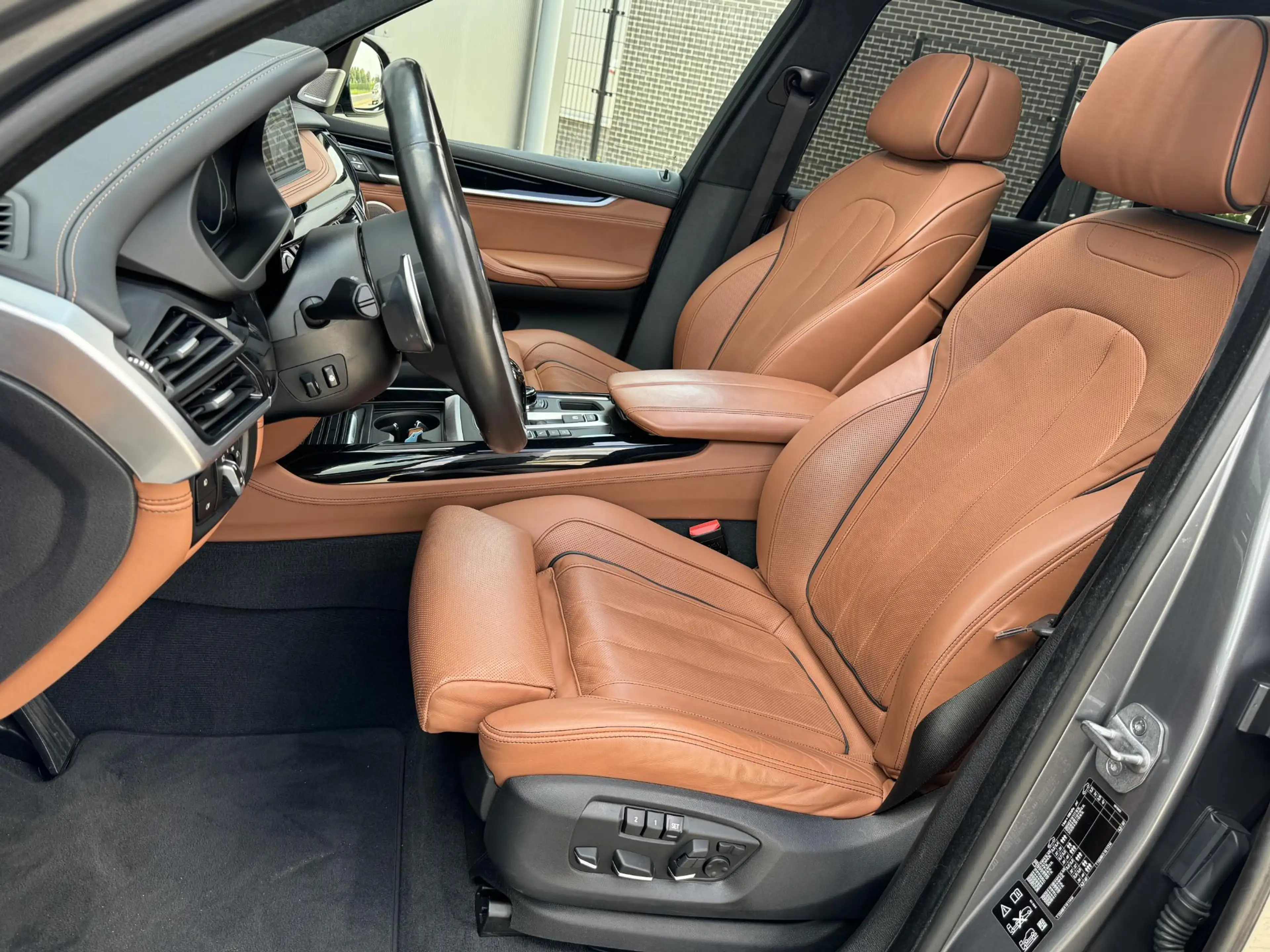 BMW X5 xDrive35i High Executive 306 PK | Individual | M s — photo 3
