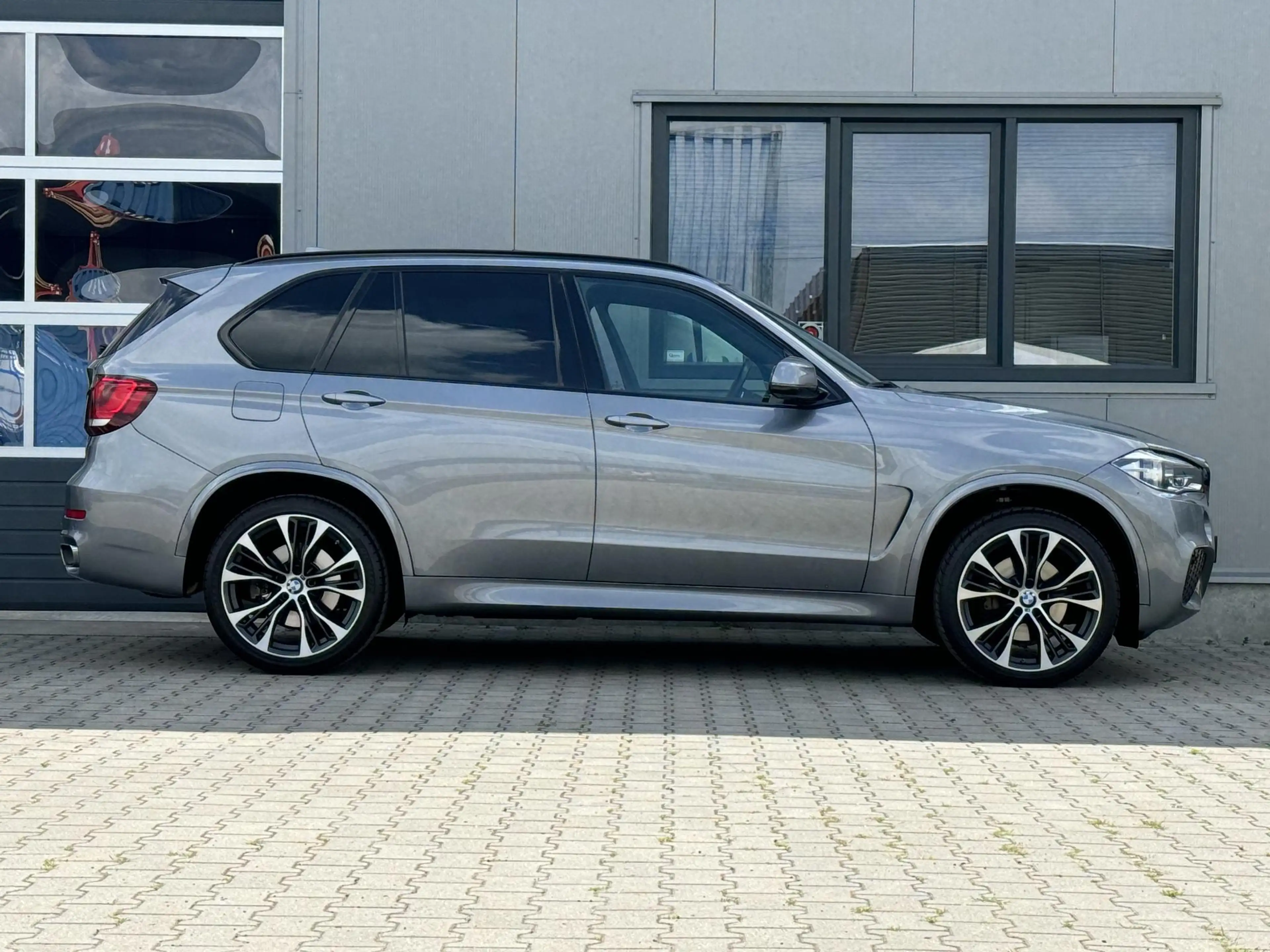 BMW X5 xDrive35i High Executive 306 PK | Individual | M s — photo 15