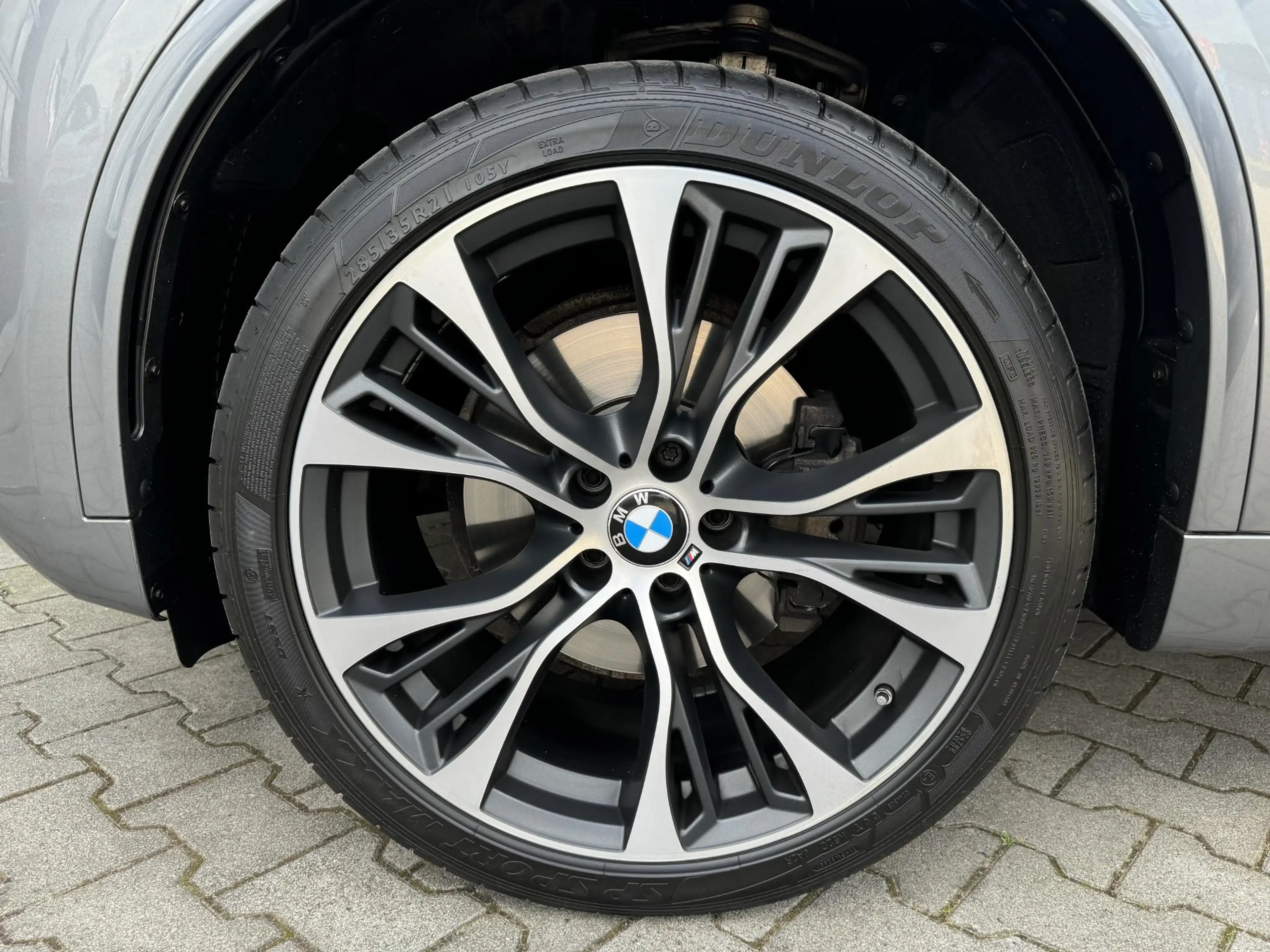 BMW X5 xDrive35i High Executive 306 PK | Individual | M s — photo 10