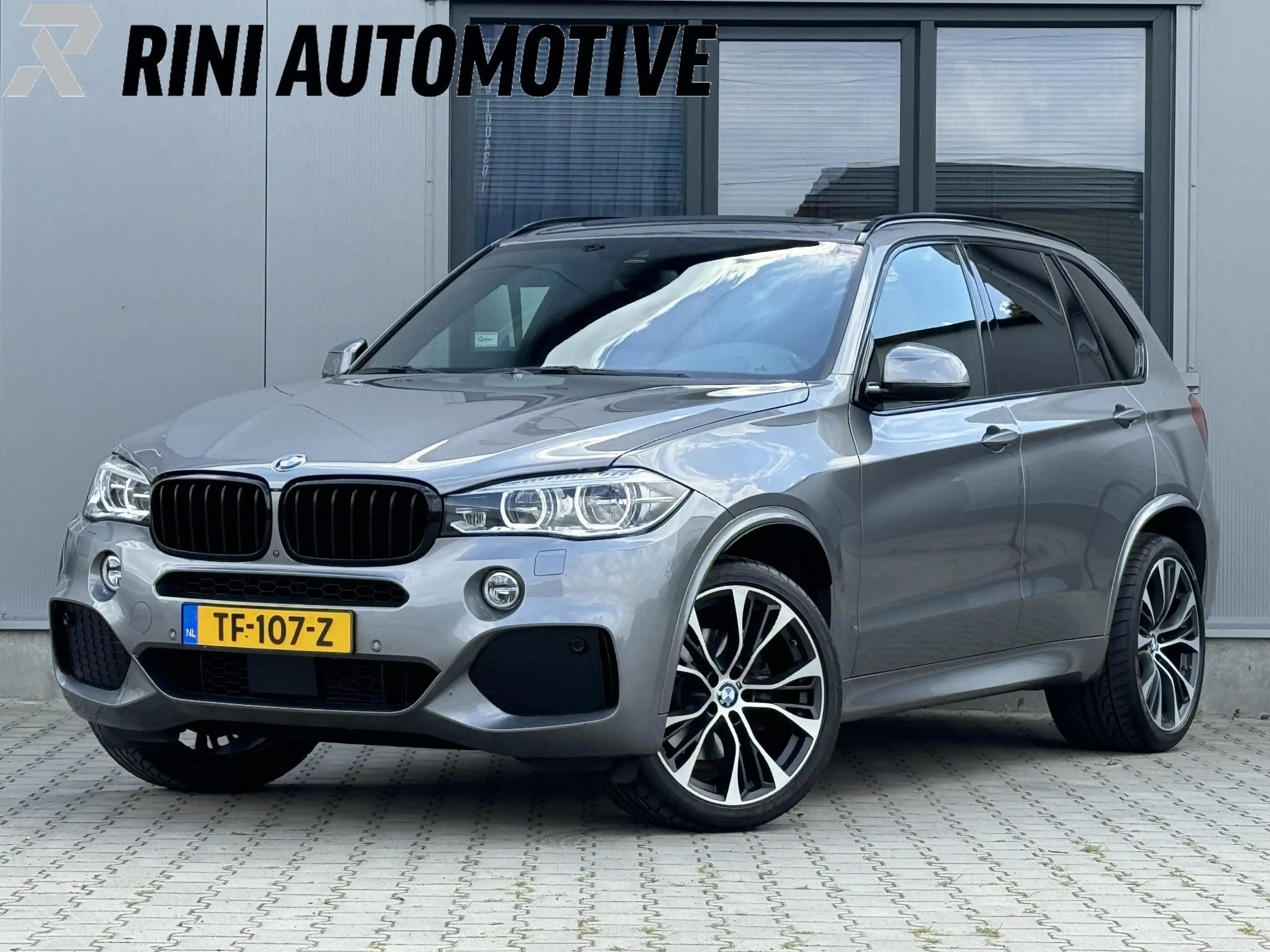 BMW X5 xDrive35i High Executive 306 PK | Individual | M s