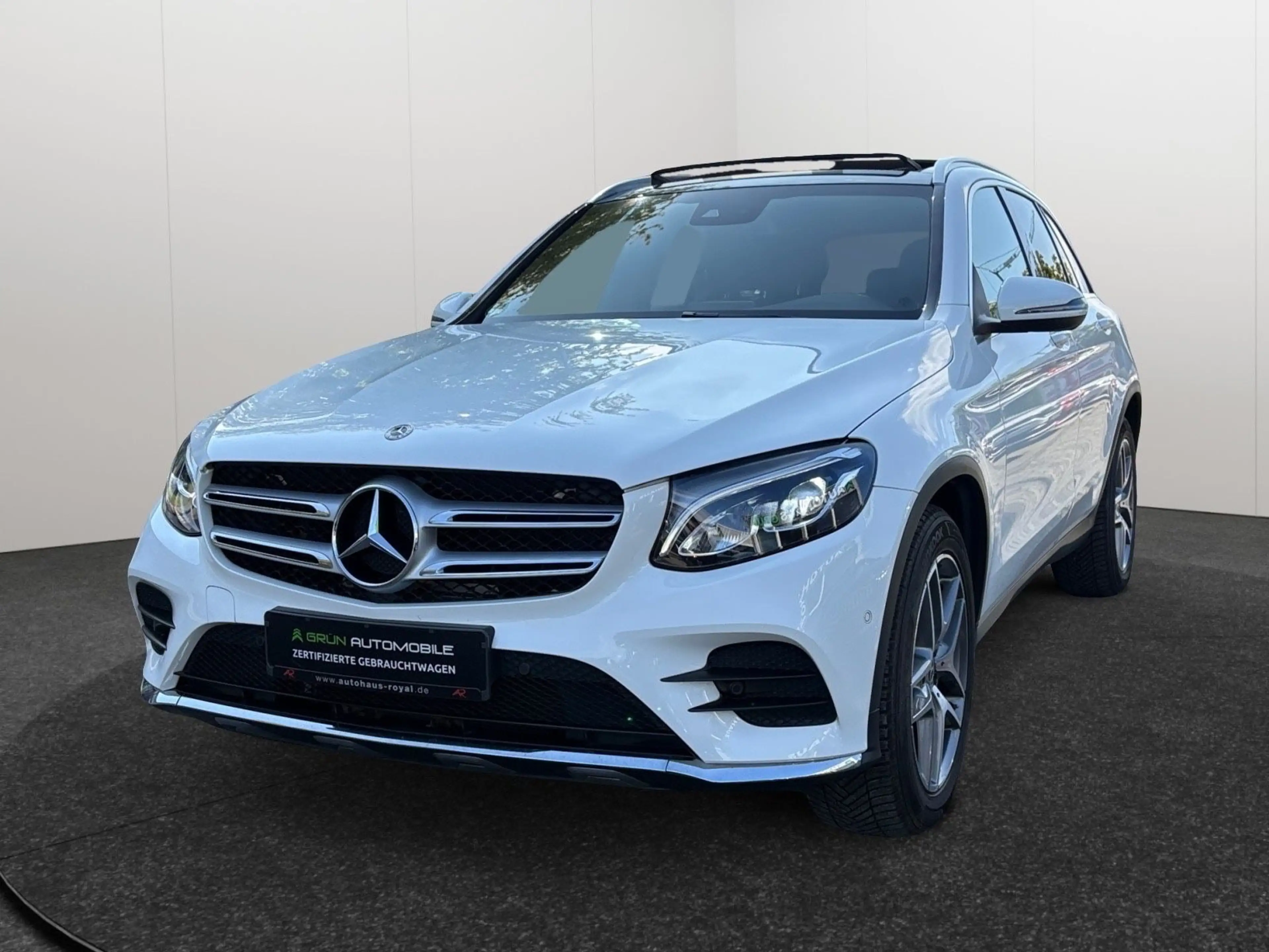 Mercedes-Benz GLC 250 4Matic AMG Line — photo 3
