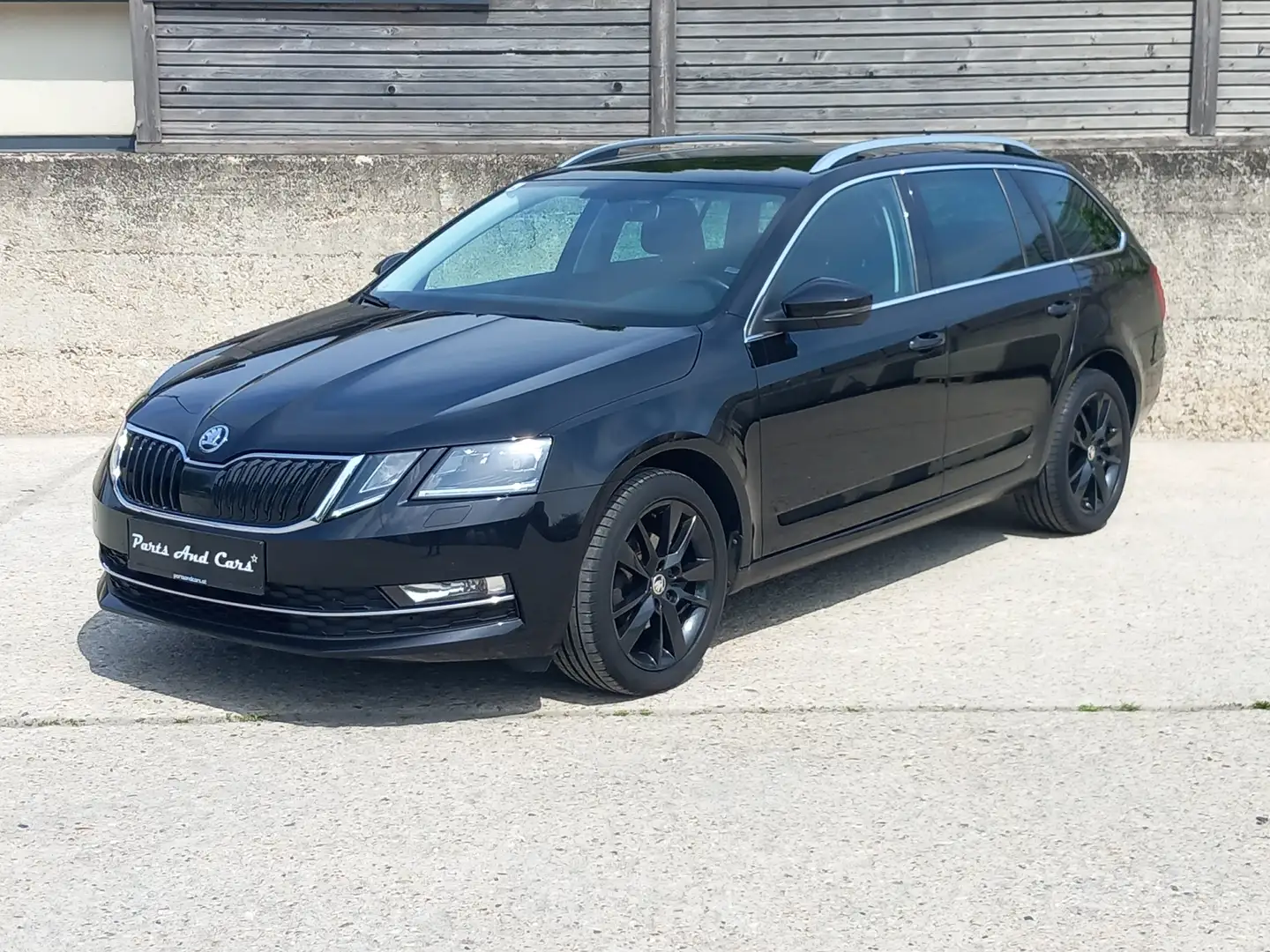 Skoda Octavia 1,6TDI STYLE|LED|ACC|CARPLAY|BLACK|NAVI Schwarz - 1