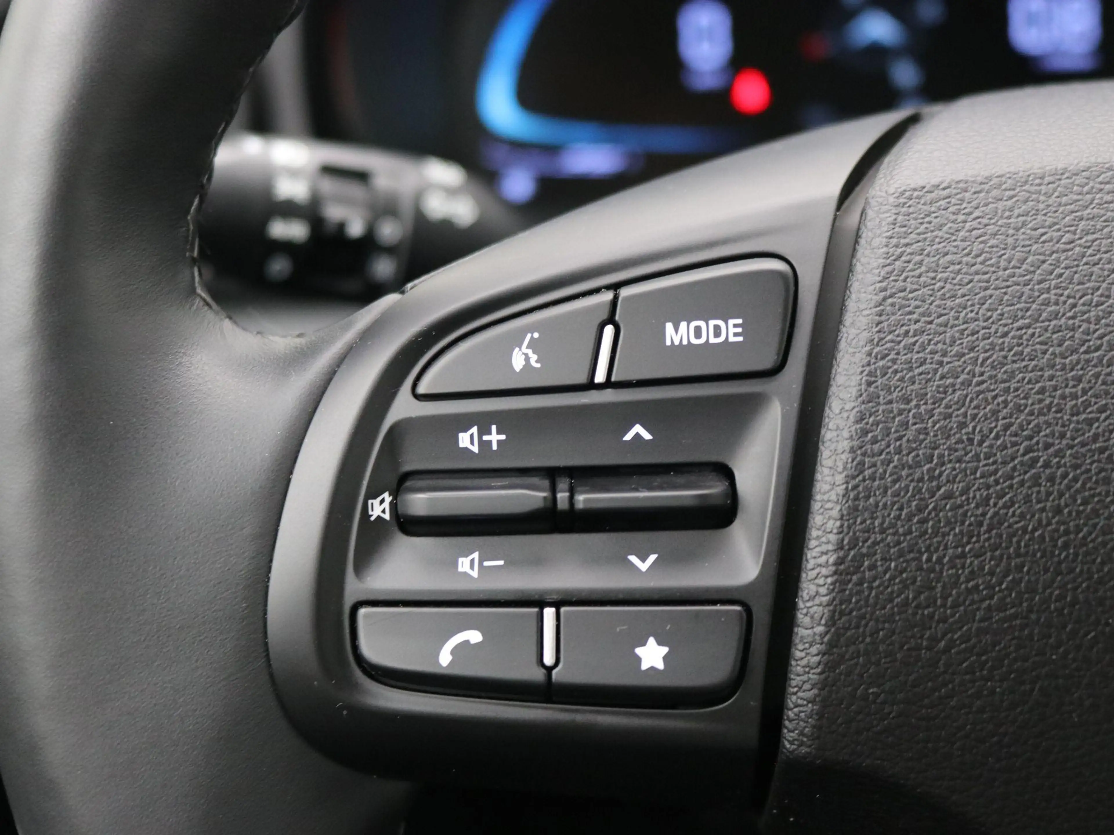Hyundai i10 1.0 Comfort Smart 5-zits / Navigatie / Cruise Cont — photo 24