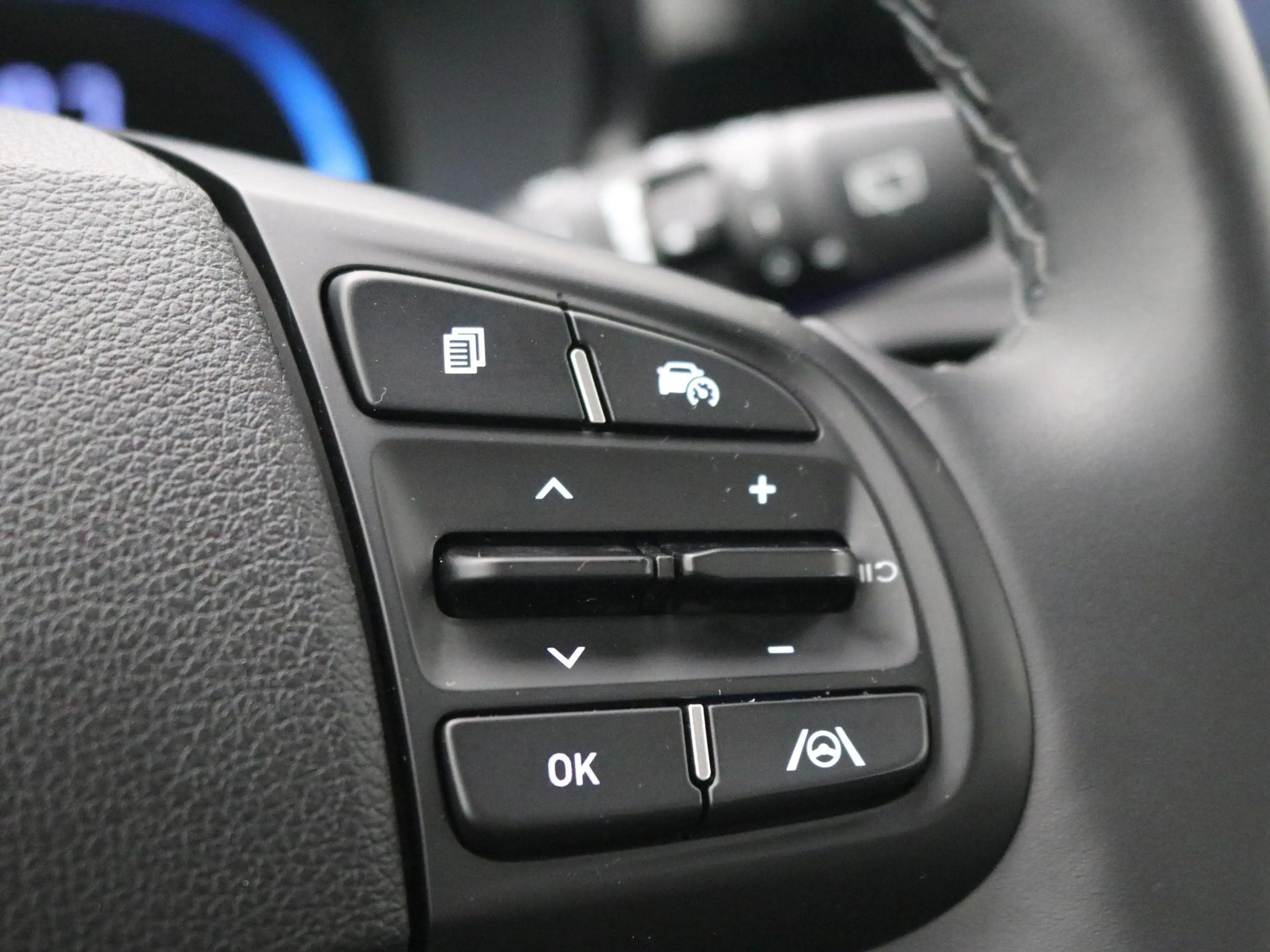Hyundai i10 1.0 Comfort Smart 5-zits / Navigatie / Cruise Cont — photo 25