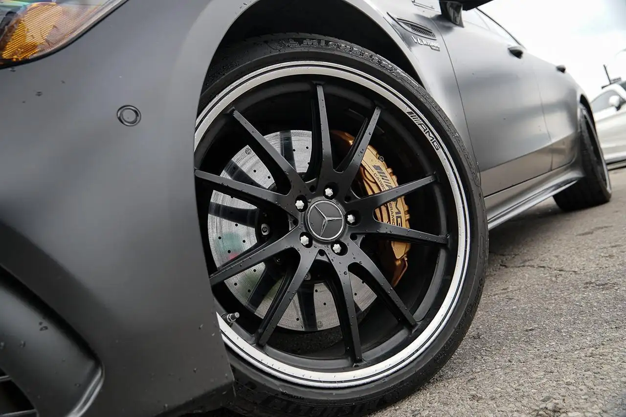 Mercedes-Benz AMG GT снимка Mercedes-Benz AMG GT