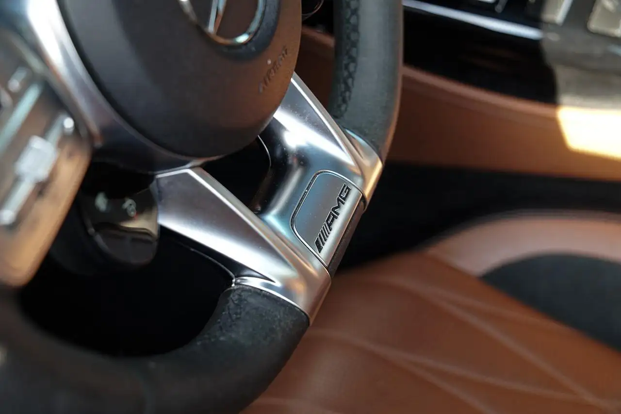 Mercedes-Benz AMG GT снимка Mercedes-Benz AMG GT