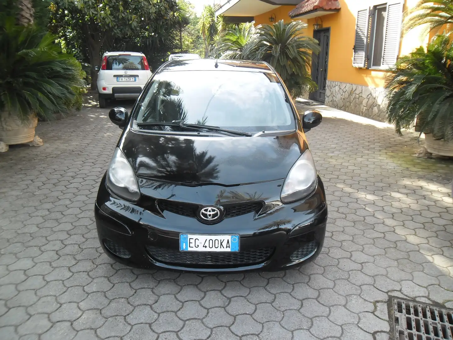 Toyota Aygo 5p 1.0 Sol Connect Noir - 2