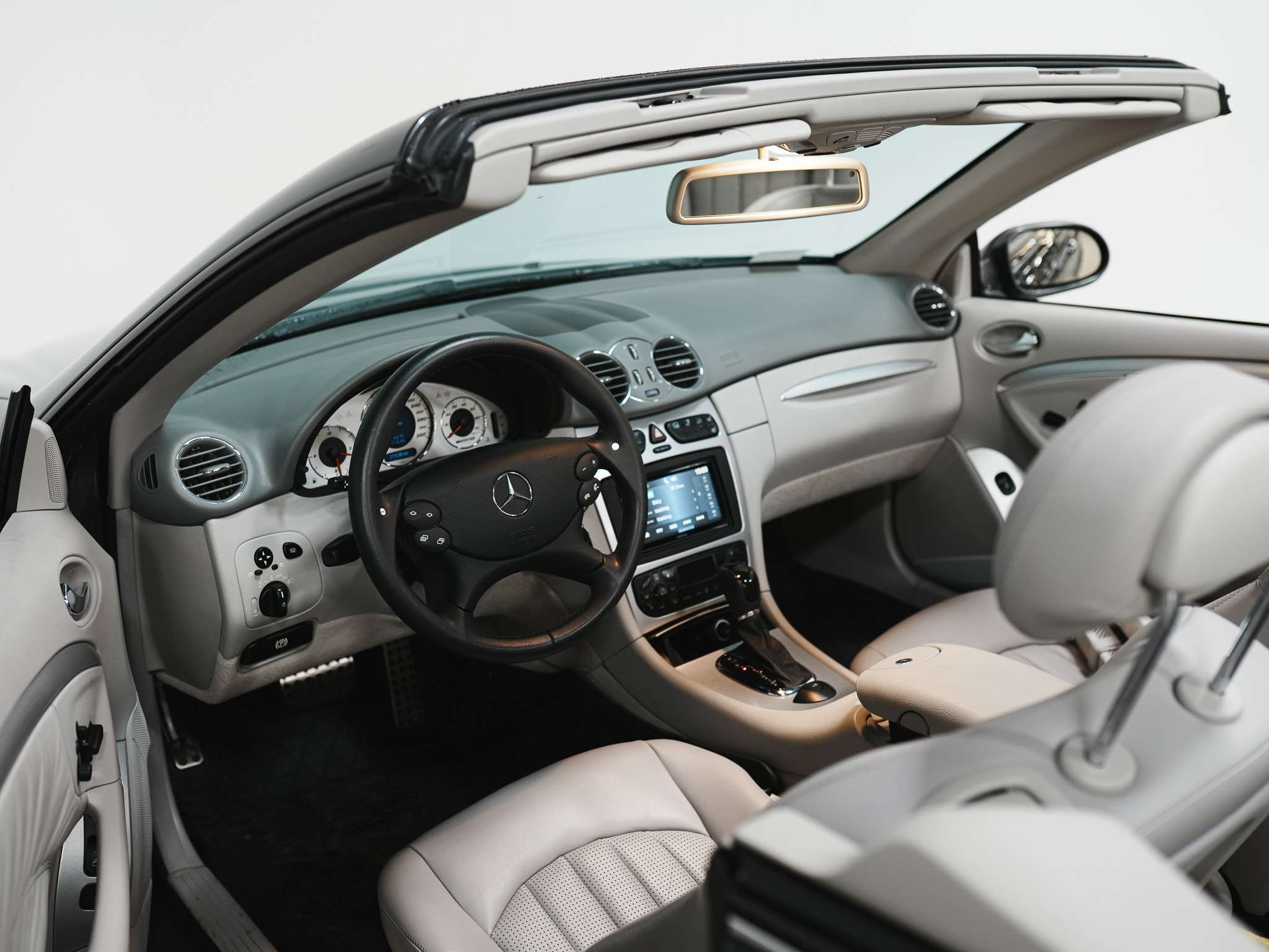 used 2004 Mercedes-Benz CLK car, priced at $37,900