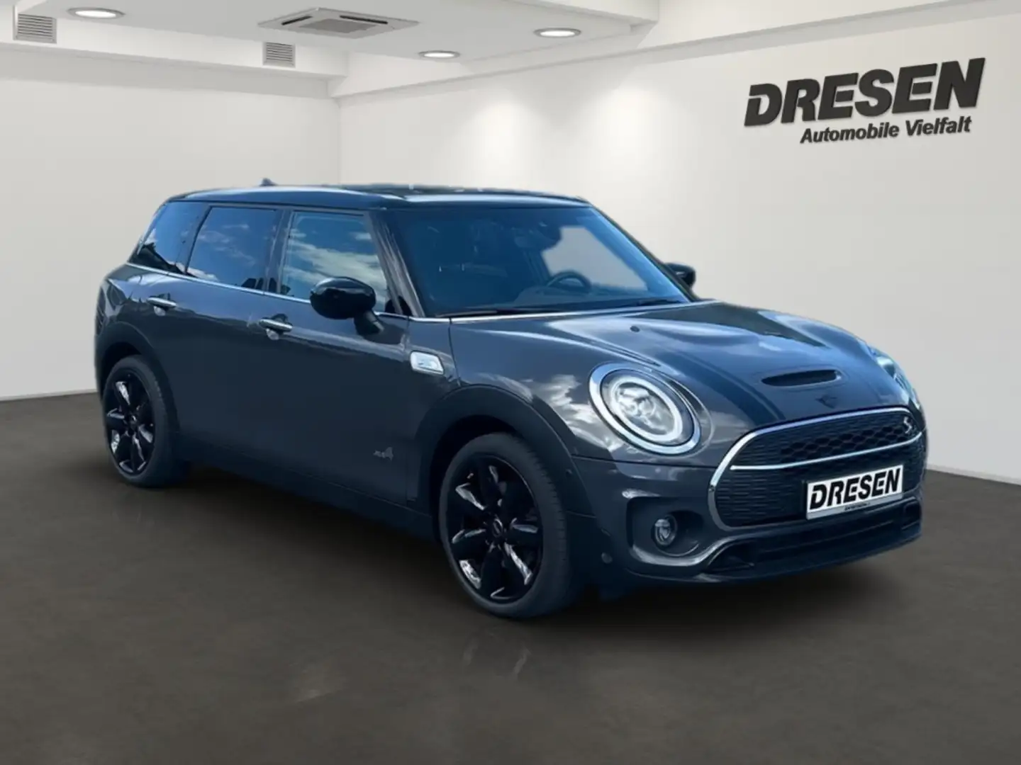 MINI Cooper S ALL4 EU6d-T Mini 2,0l 141kW (192PS) Clubmann, FWD, Grau - 2