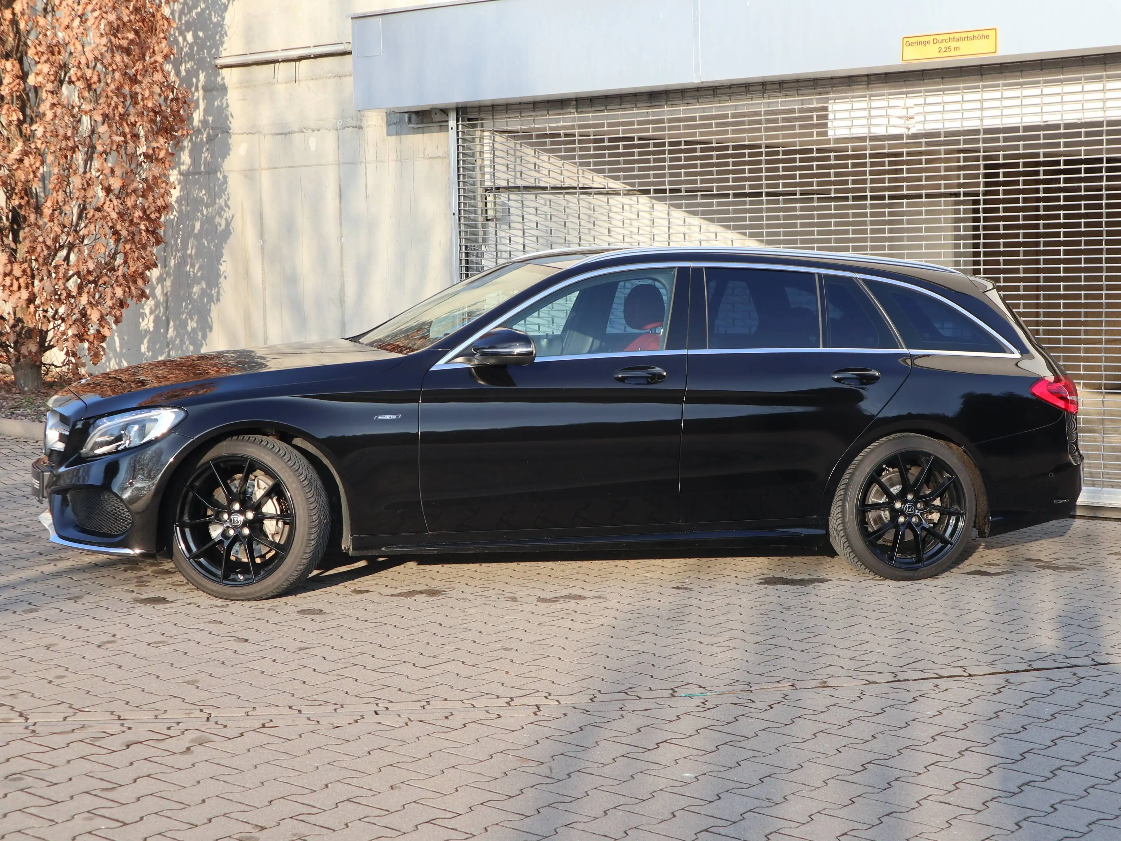 Mercedes-Benz C 200 d G-Tronic Plus T LED Navi Pano Kamera Distronic — photo 2