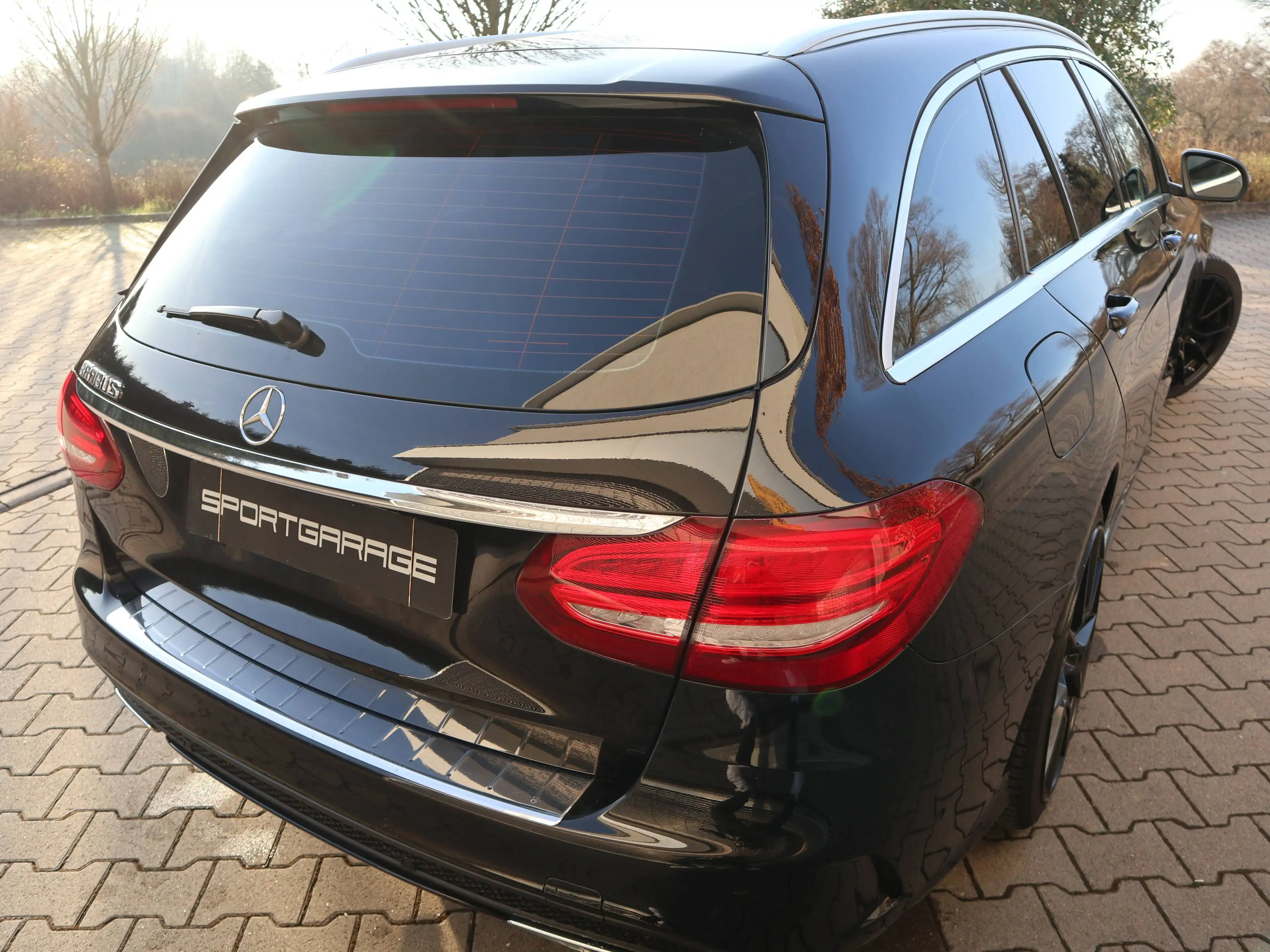 Mercedes-Benz C 200 d G-Tronic Plus T LED Navi Pano Kamera Distronic — photo 5