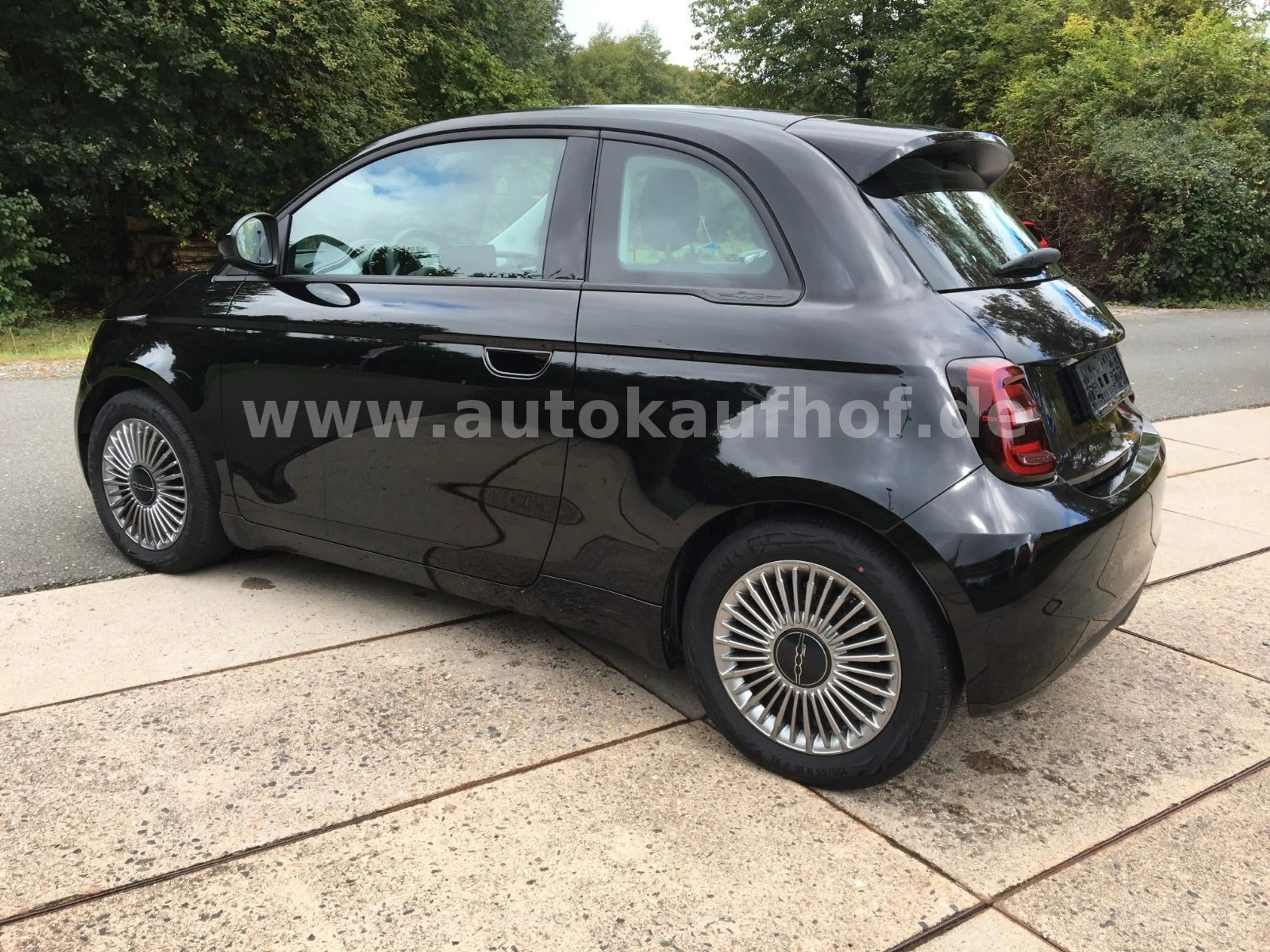 Fiat 500e Tempomat Carplay / Android Auto — photo 5