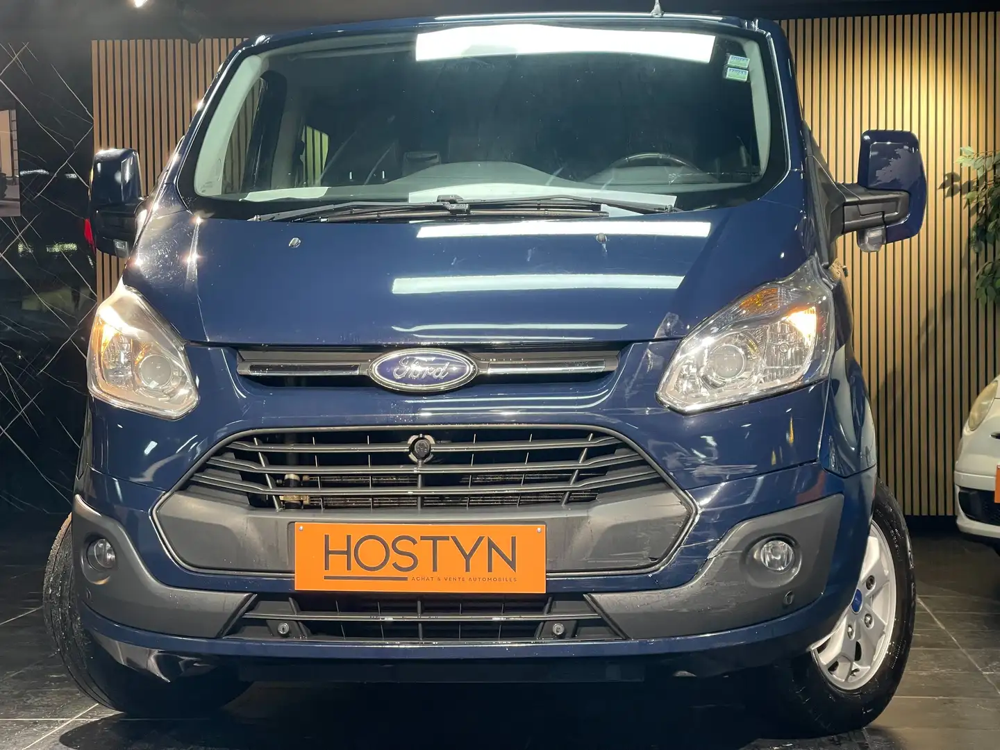 Ford Transit Custom 2.2 TDCi L2H1 / 6 Places / AC / CT OK Niebieski - 1