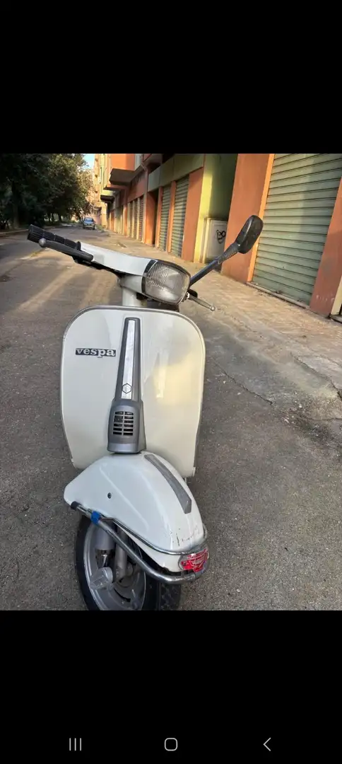 Vespa 50 vendo vespa 50 Blanco - 2