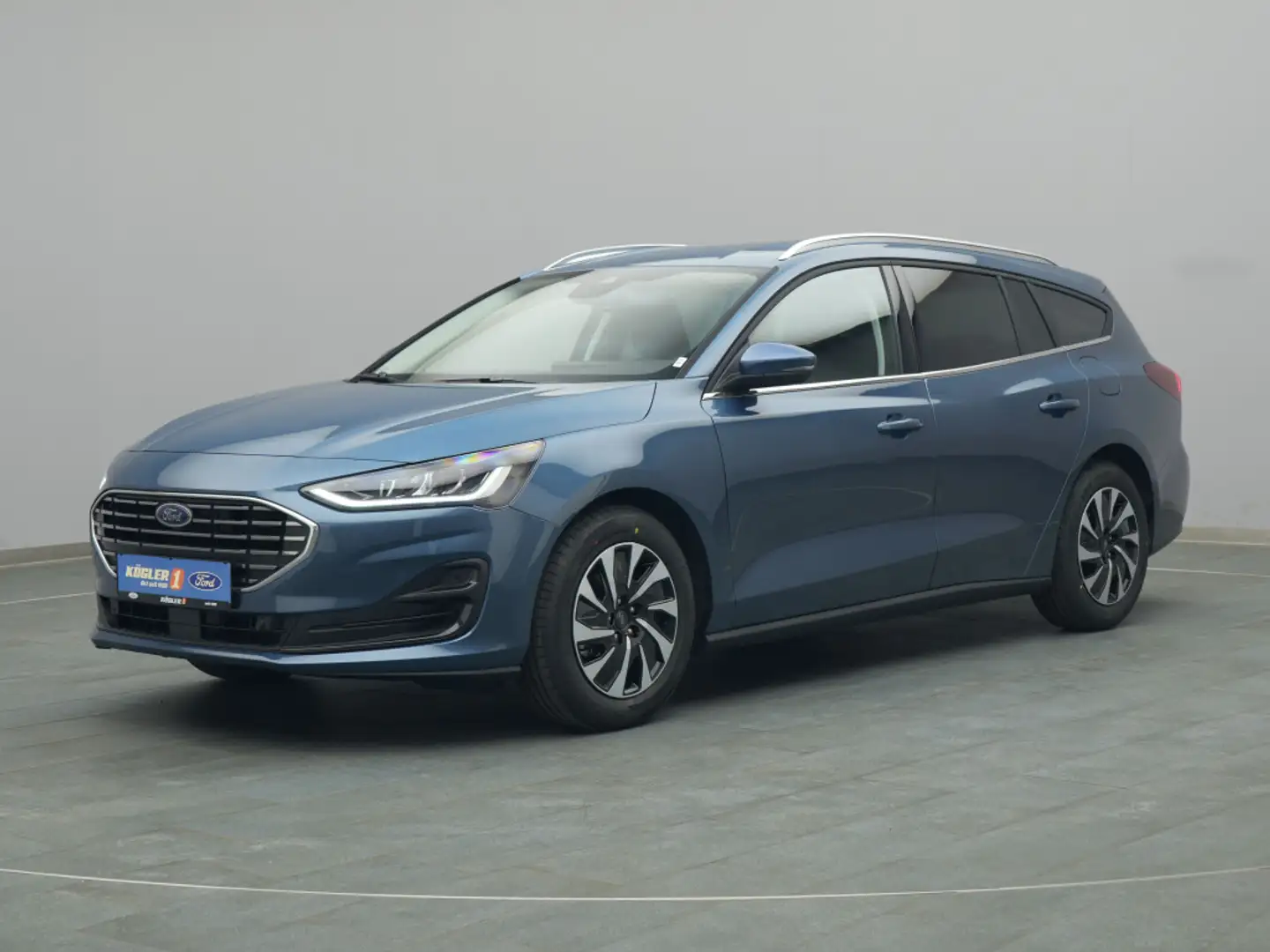Ford Focus Turnier Titanium X 155PS Aut./Navi Bleu - 2