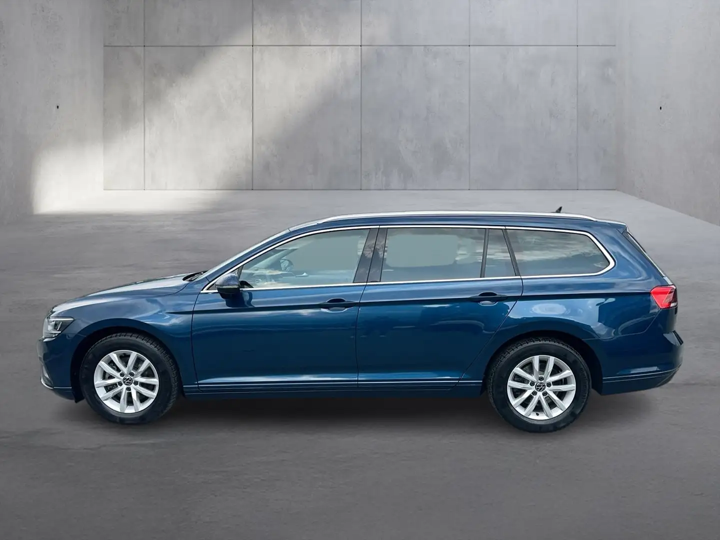 Volkswagen Passat Variant Business Blau - 2