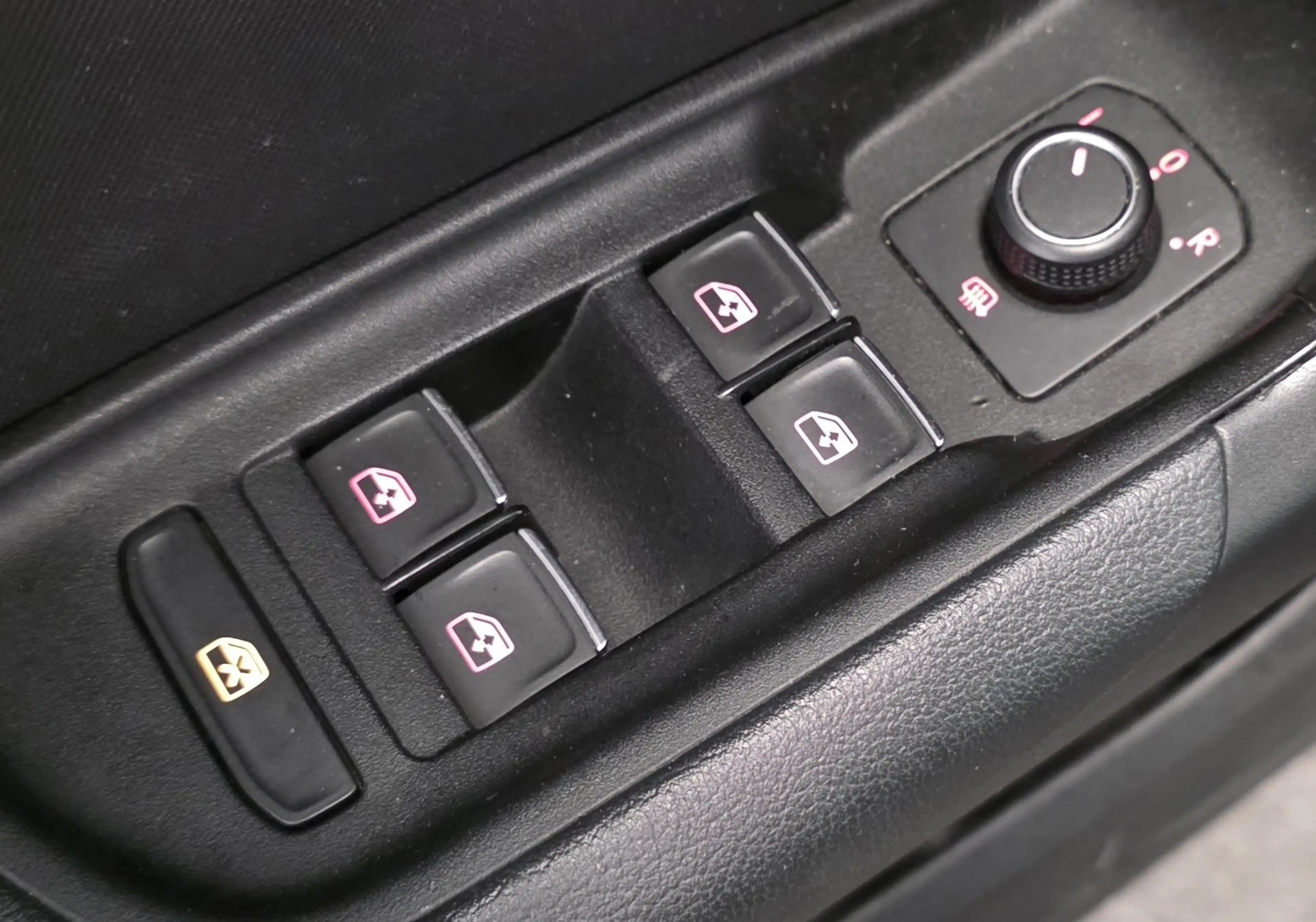 Audi A1 Sportback 25 TFSI Pro Line Virtual cockpit 2e Eige — photo 13