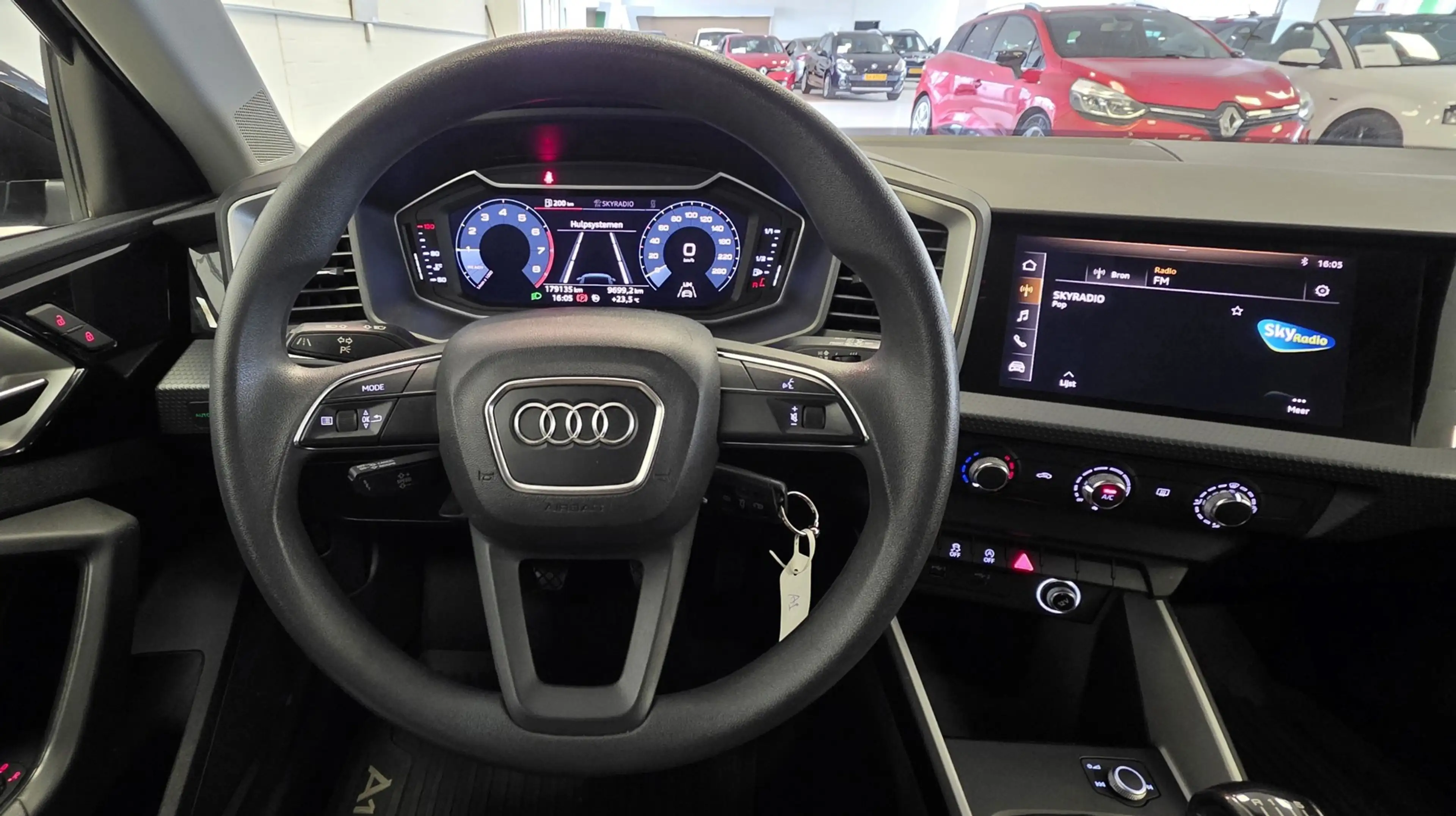 Audi A1 Sportback 25 TFSI Pro Line Virtual cockpit 2e Eige — photo 15
