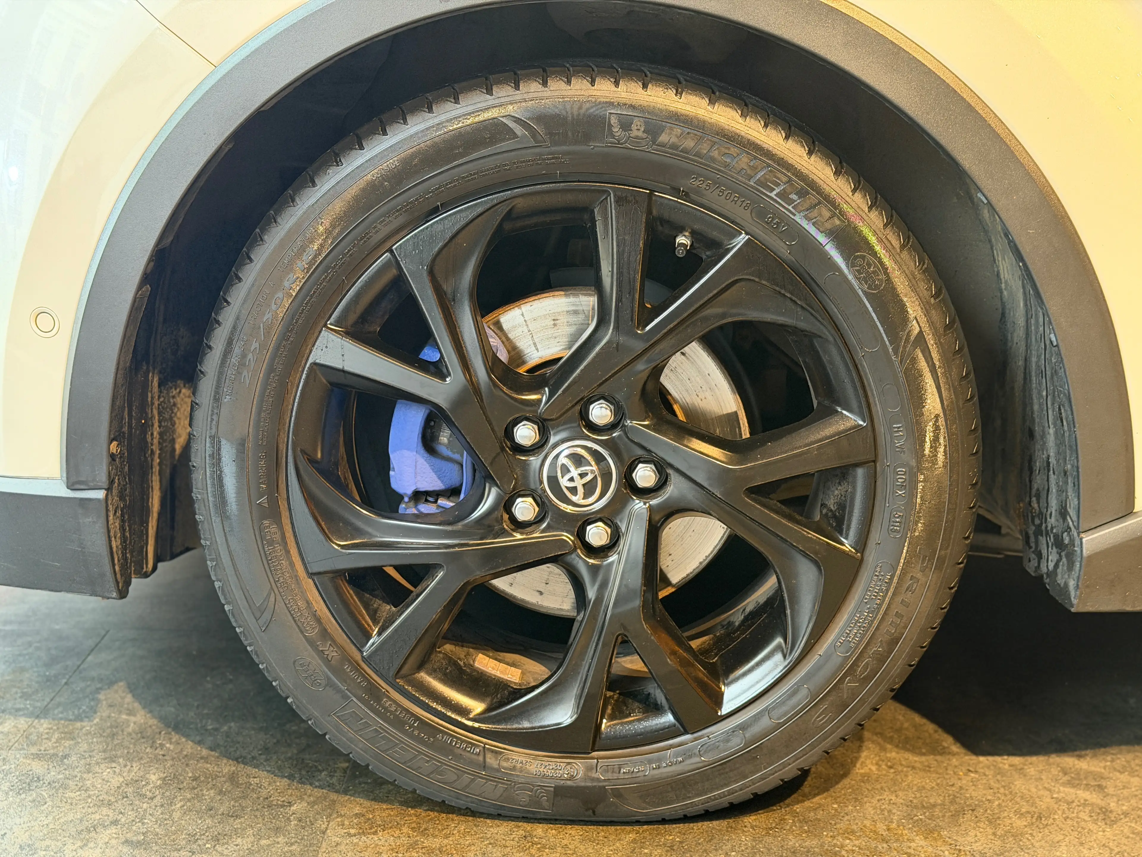 Toyota C-HR Hybrid 1.8i VVT-* BOITE AUTO * CAMERA * SIEGES CHAUFFANTS * GARANTIE TOYOTA — photo 11