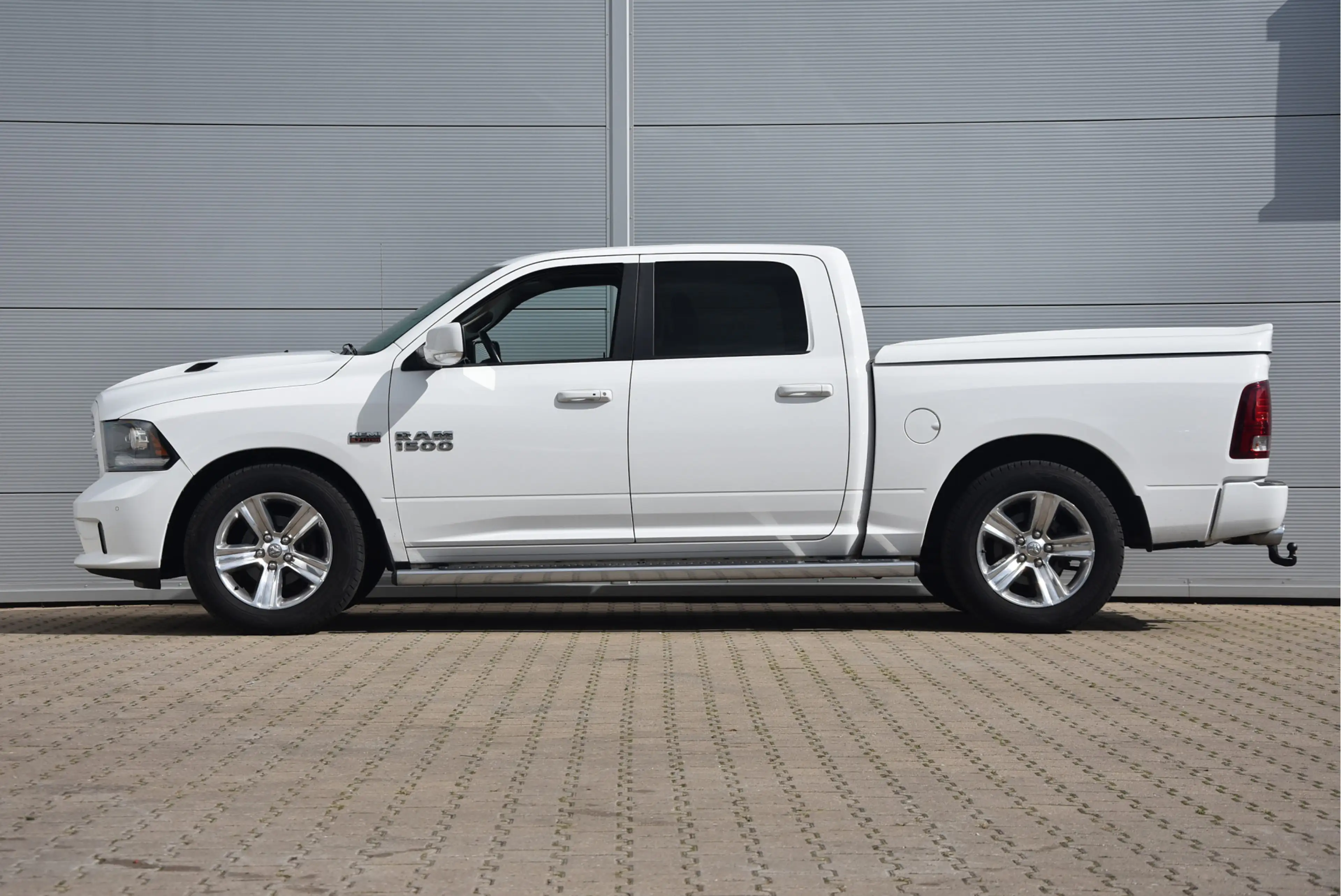 Dodge RAM 1500 5.7 V8 4x4 Crew Cab Sport | Lucht | 2e eigena — photo 4