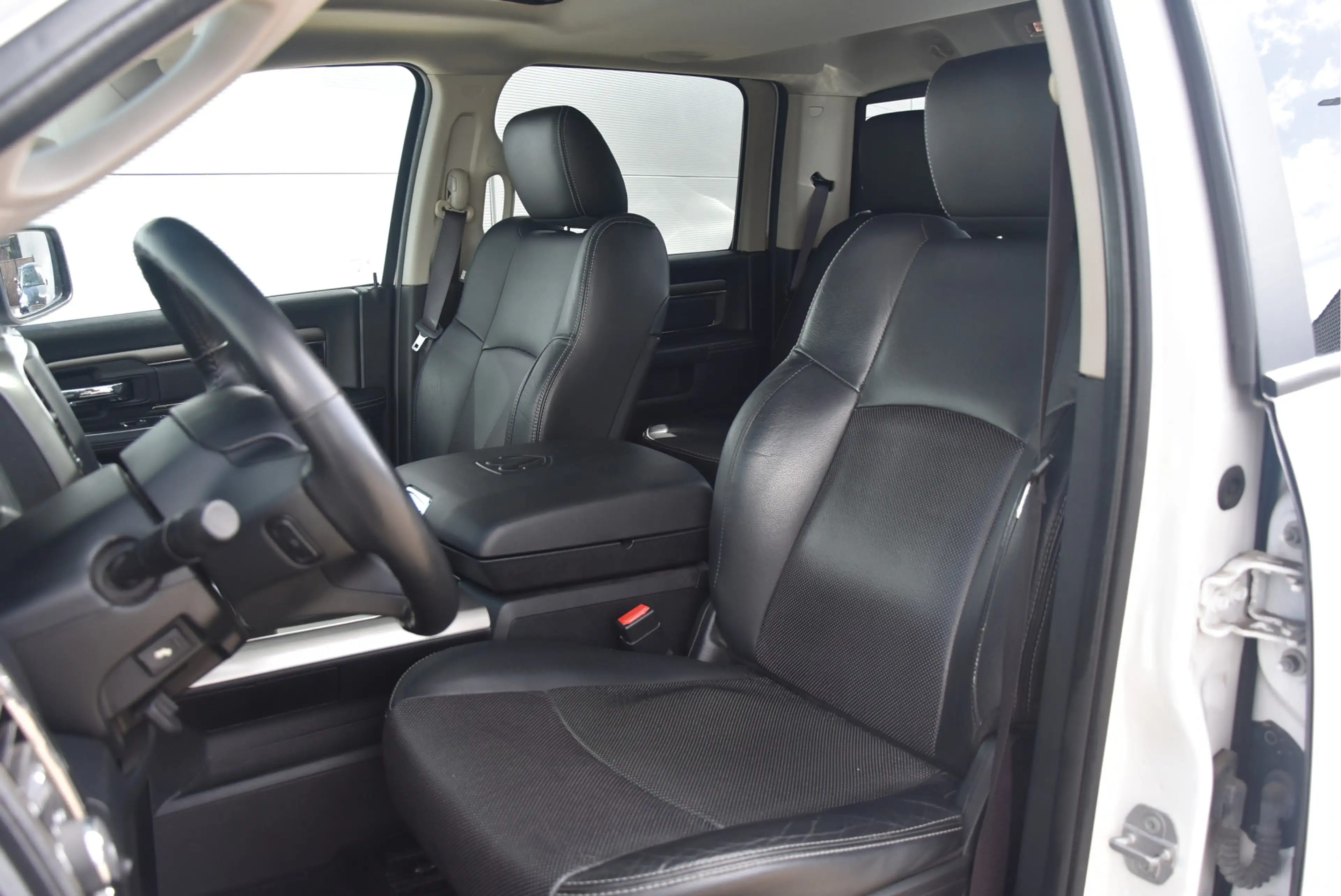 Dodge RAM 1500 5.7 V8 4x4 Crew Cab Sport | Lucht | 2e eigena — photo 17
