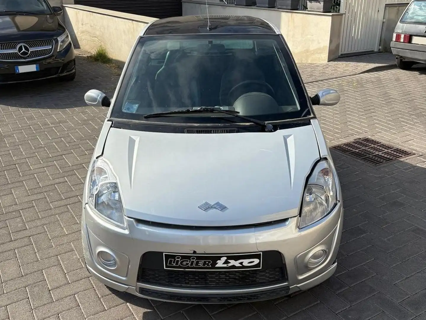 Ligier IXO Silber - 1