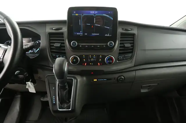 Ford Transit Custom view 11