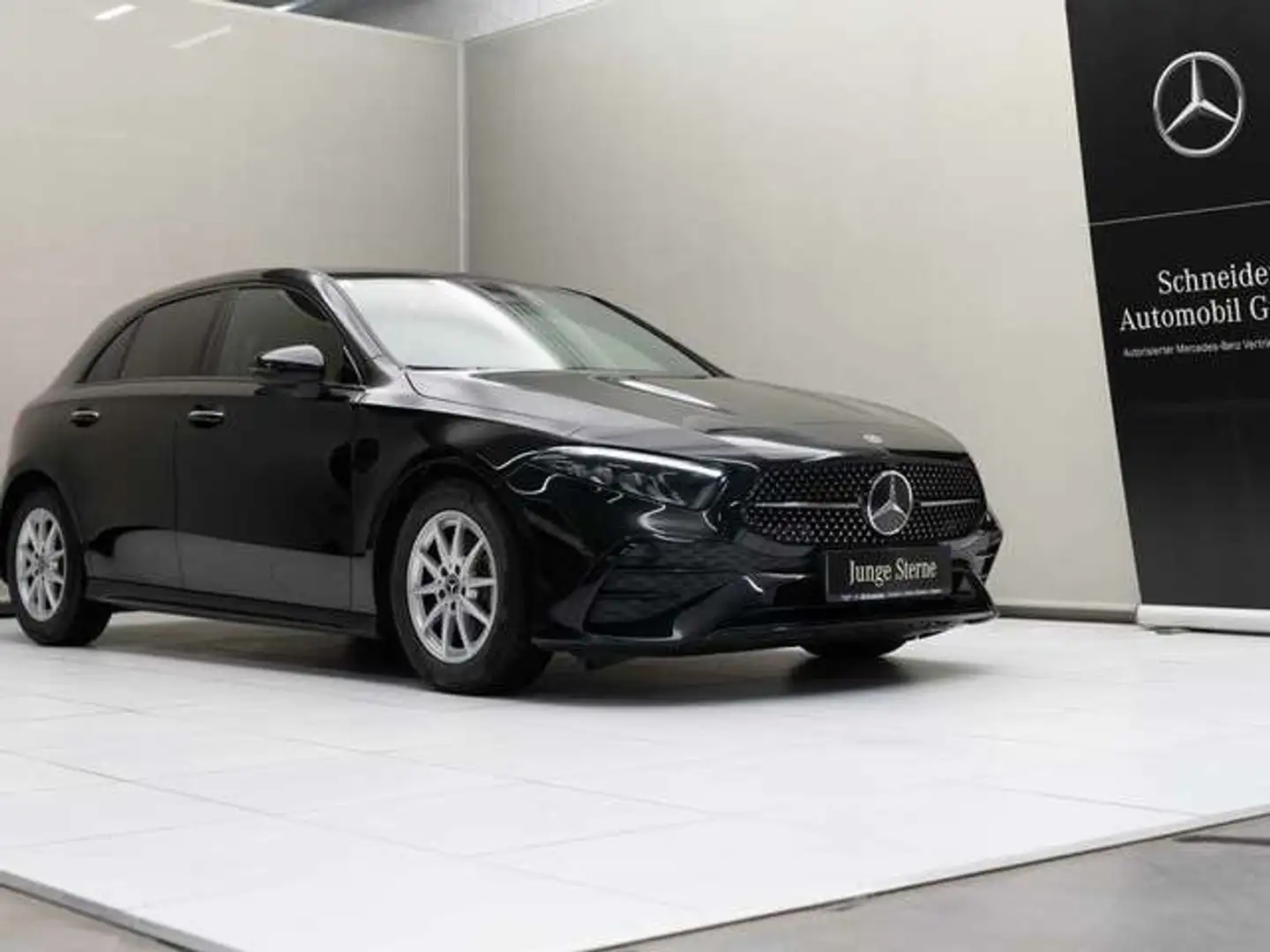 Mercedes-Benz A 180 Kompaktlimousine SpurW S-Sitz Night Sport Negro - 2