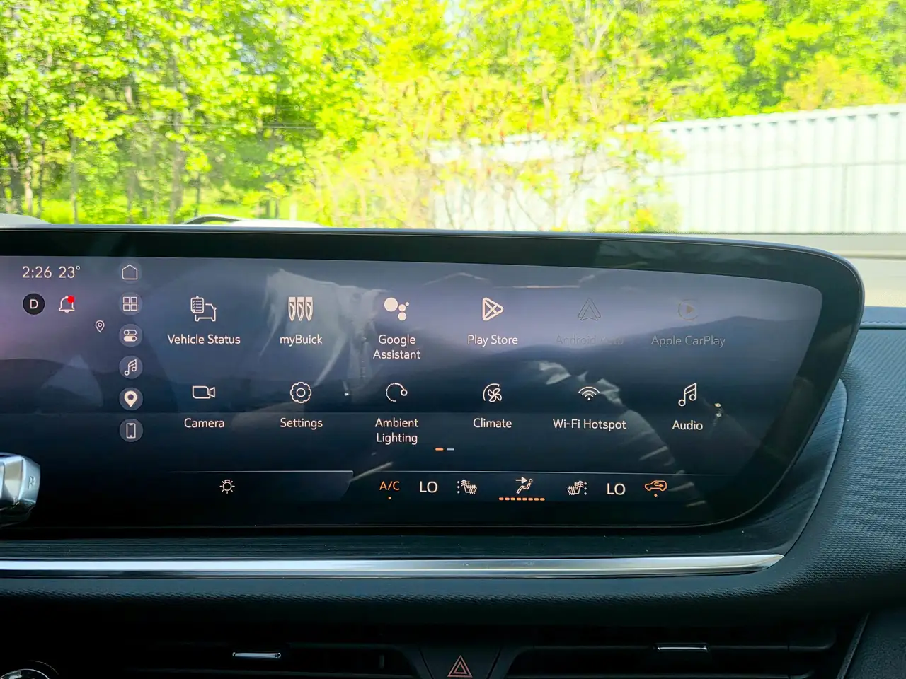 Buick Envision снимка Buick Envision