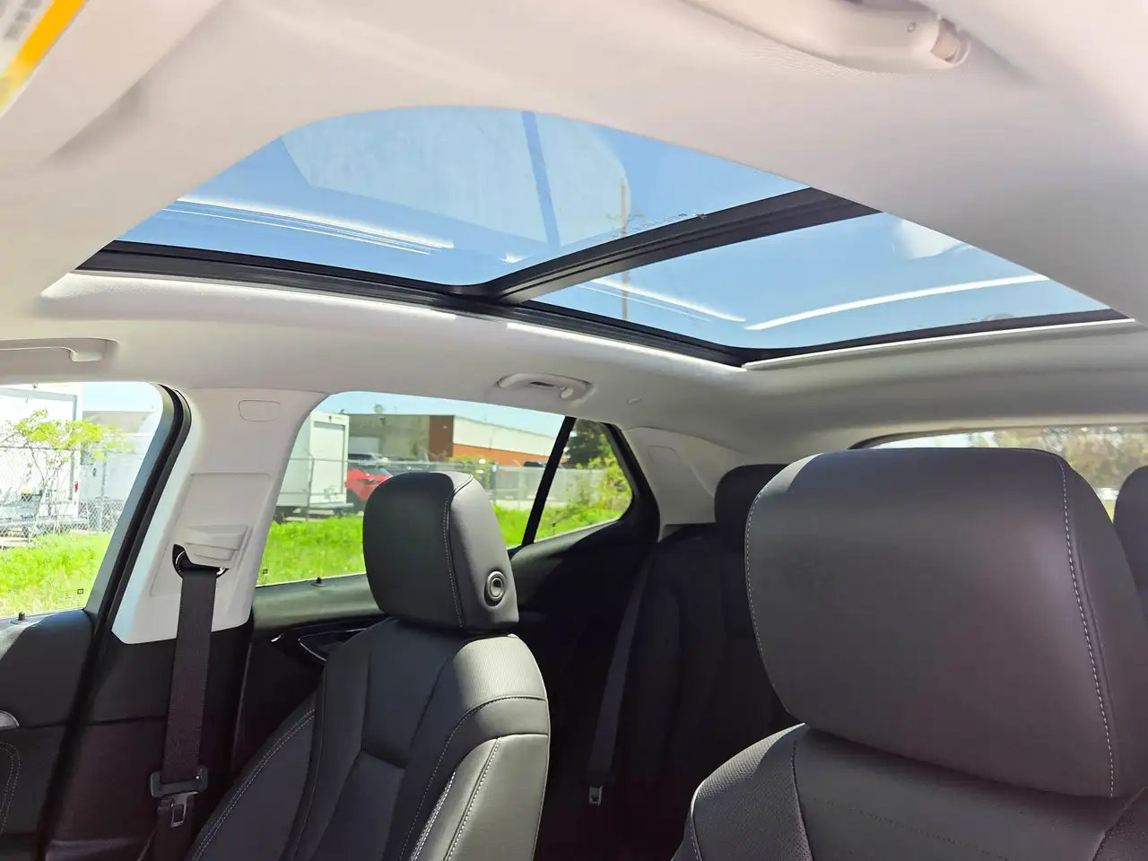 Buick Envision снимка Buick Envision