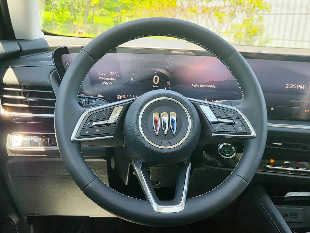 Buick Envision снимка Buick Envision