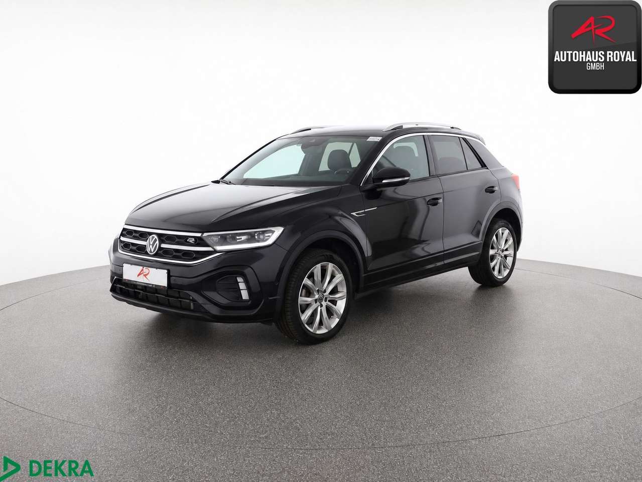 Volkswagen T-Roc 2025 — 1.5 TSI R LINE KEYLESS,ACC,KAMERA,IQ-DRIVE