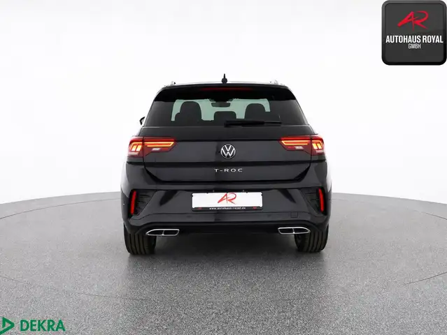 Volkswagen T-Roc view 4