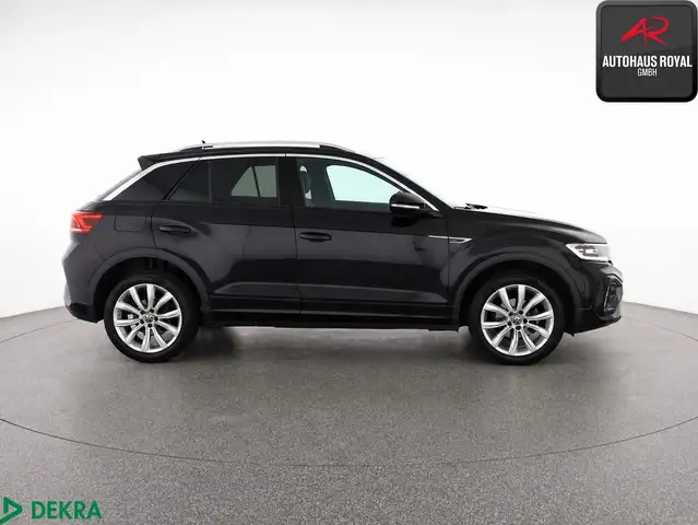 Volkswagen T-Roc view 6