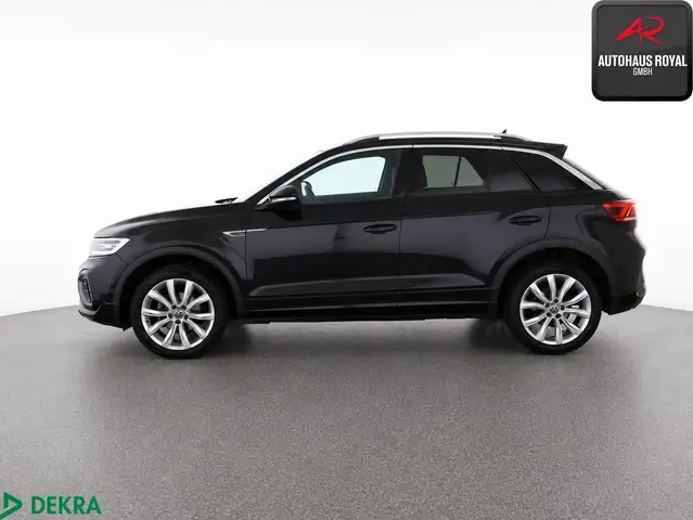 Volkswagen T-Roc view 2