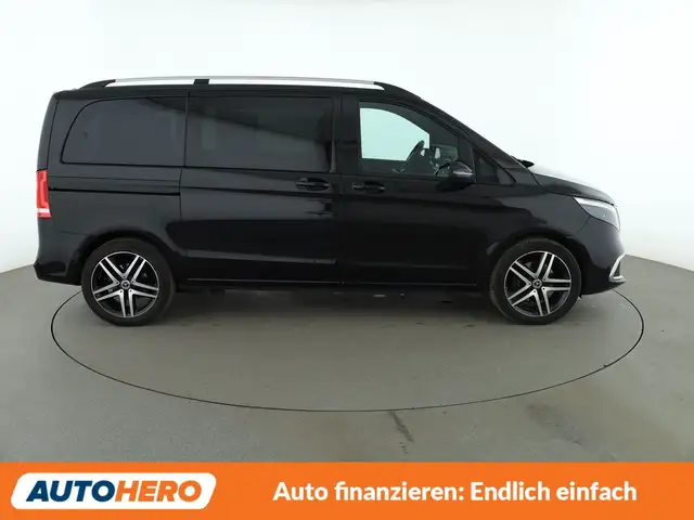 Mercedes-Benz V-Class view 7