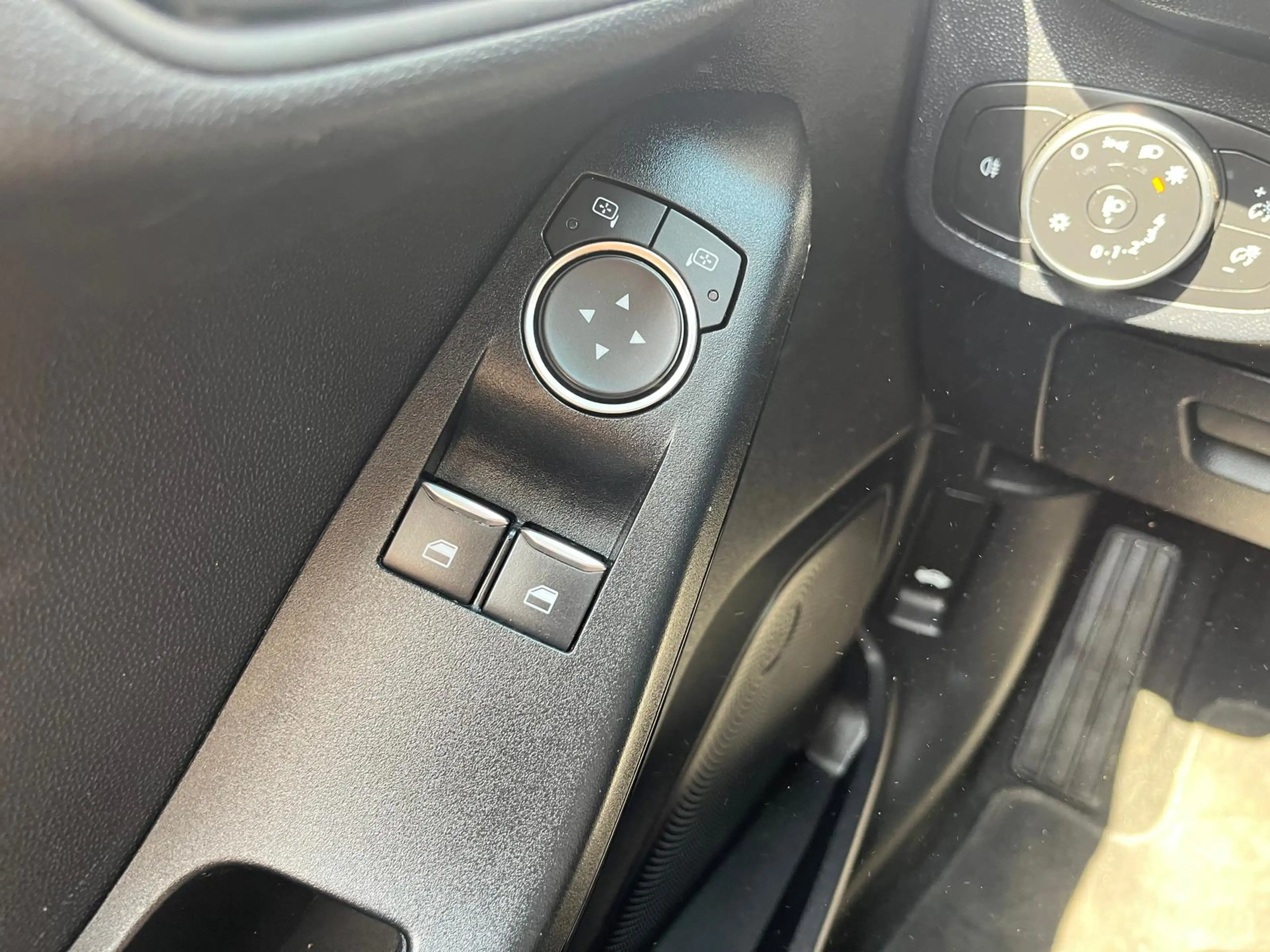 Ford Fiesta 1.0 EcoBoost Connected App-Connect — photo 15
