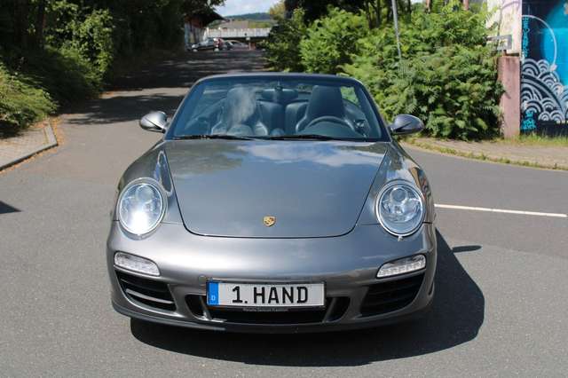 Porsche 911 Carrera GTS Cabrio PDK 1. Hand Navi PDC